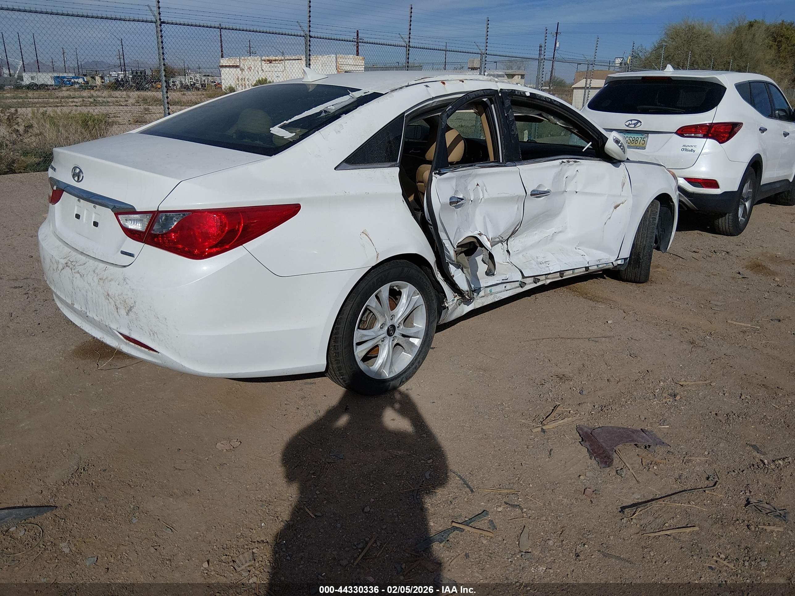 HYUNDAI SONATA image 4