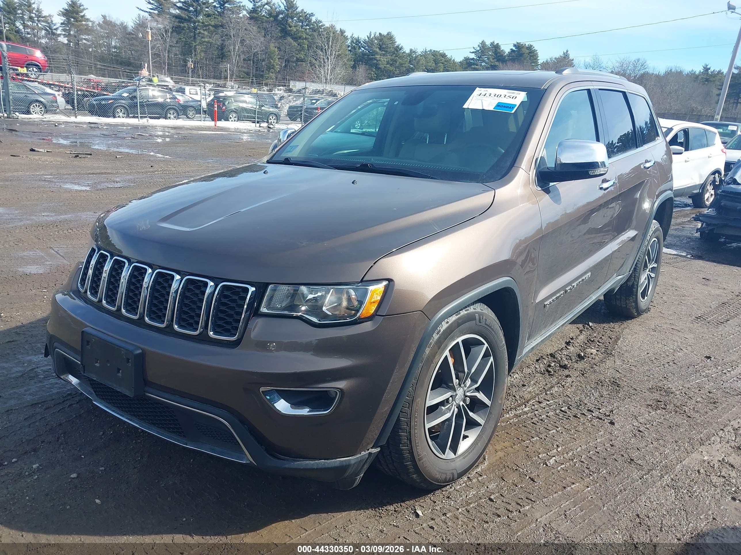 JEEP GRAND image 2