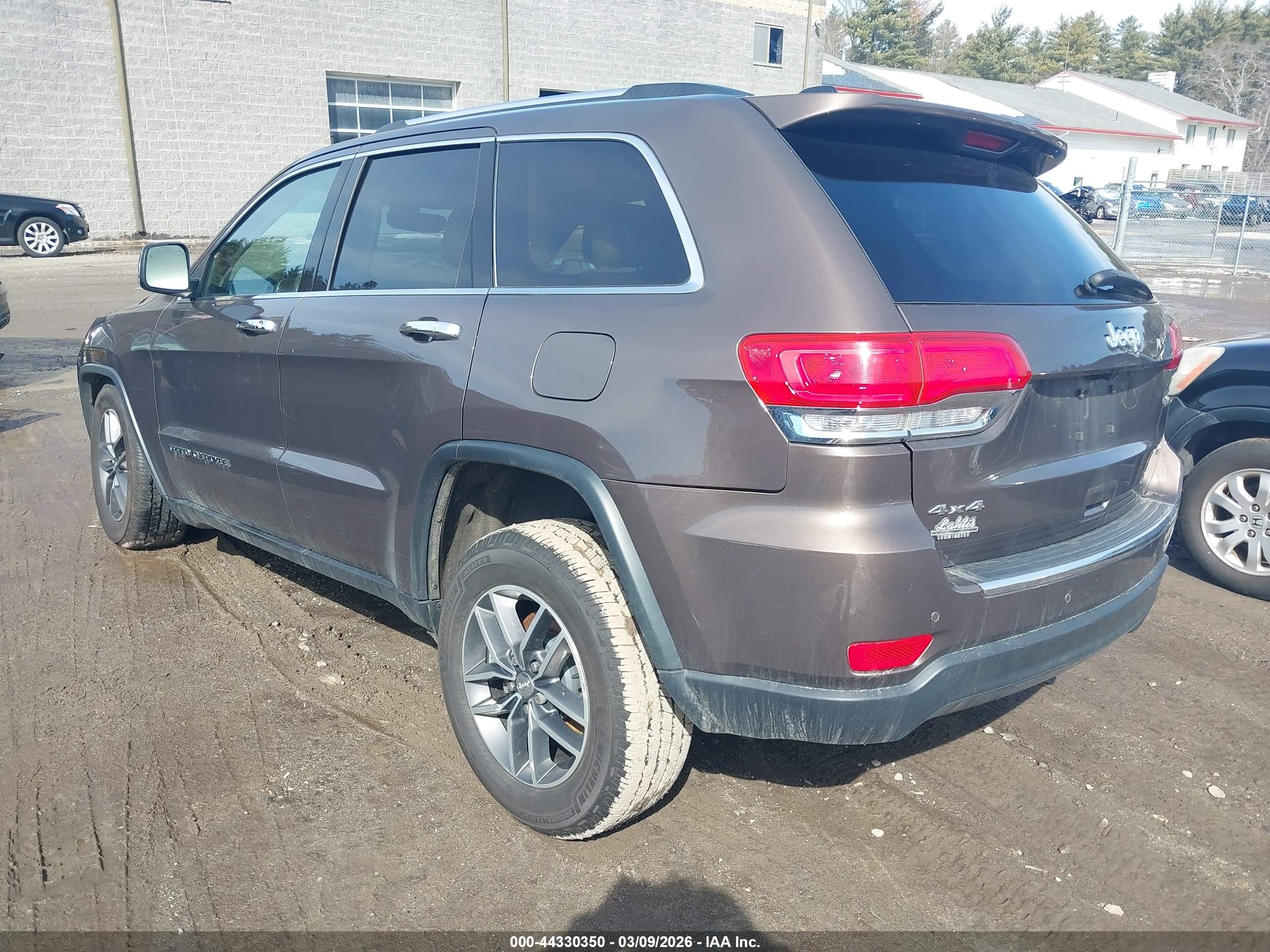 JEEP GRAND image 3
