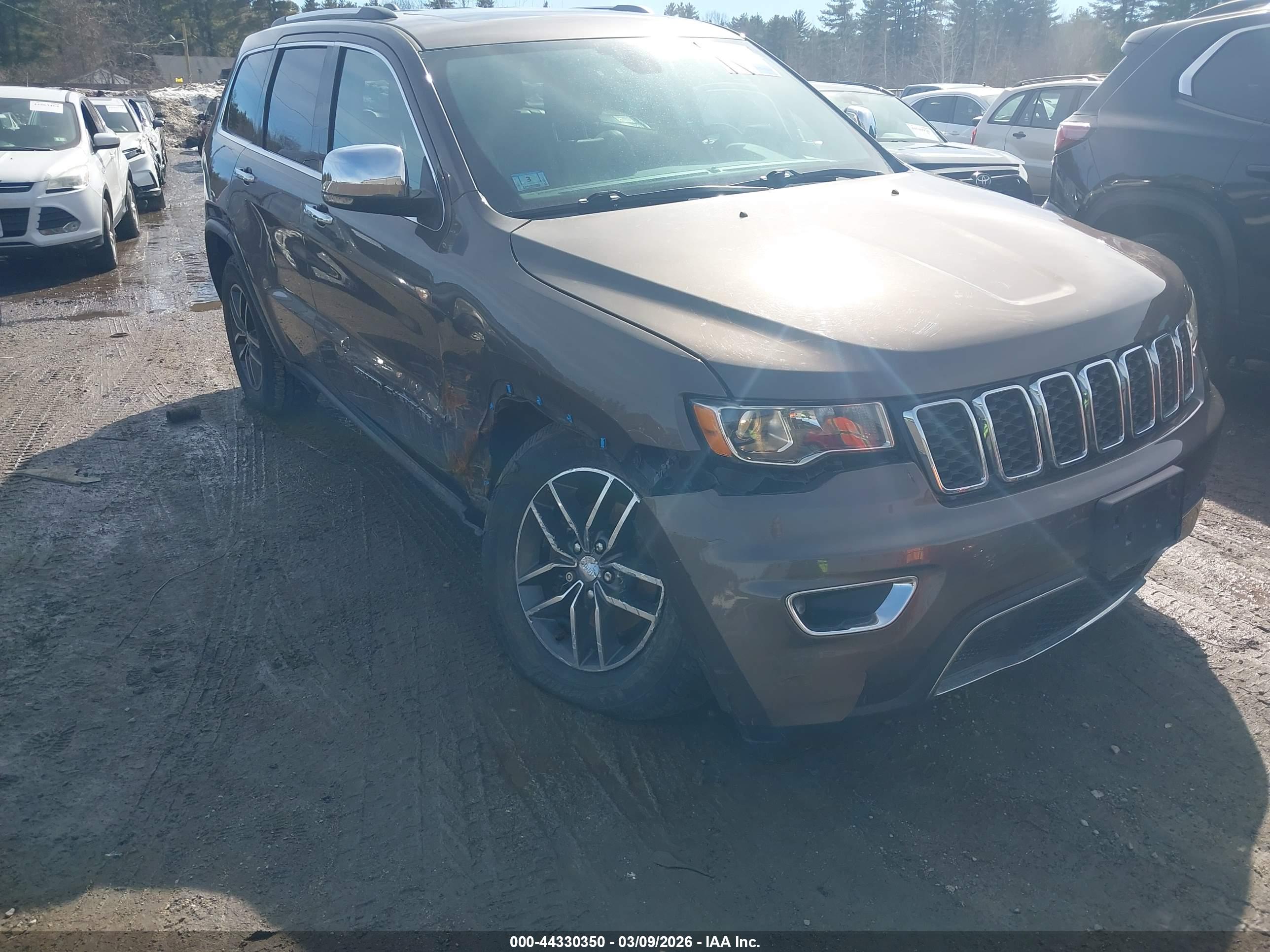 JEEP GRAND image 6