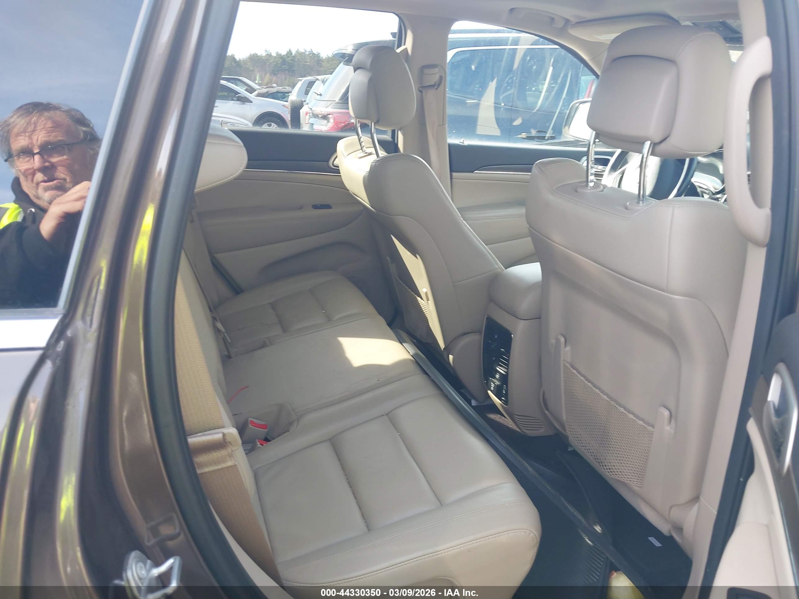 JEEP GRAND image 8