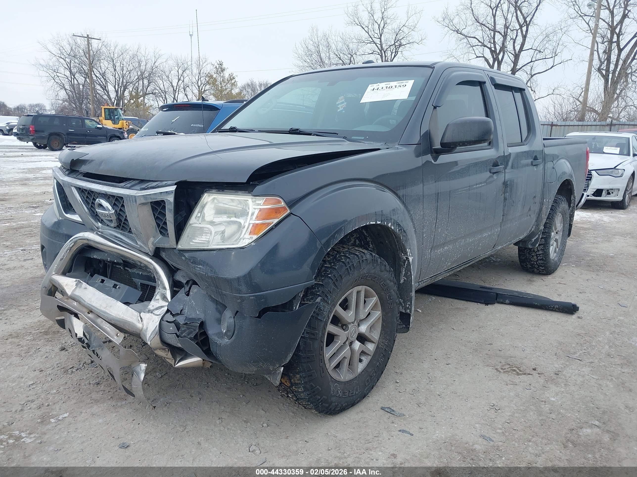 NISSAN FRONTIER image 2