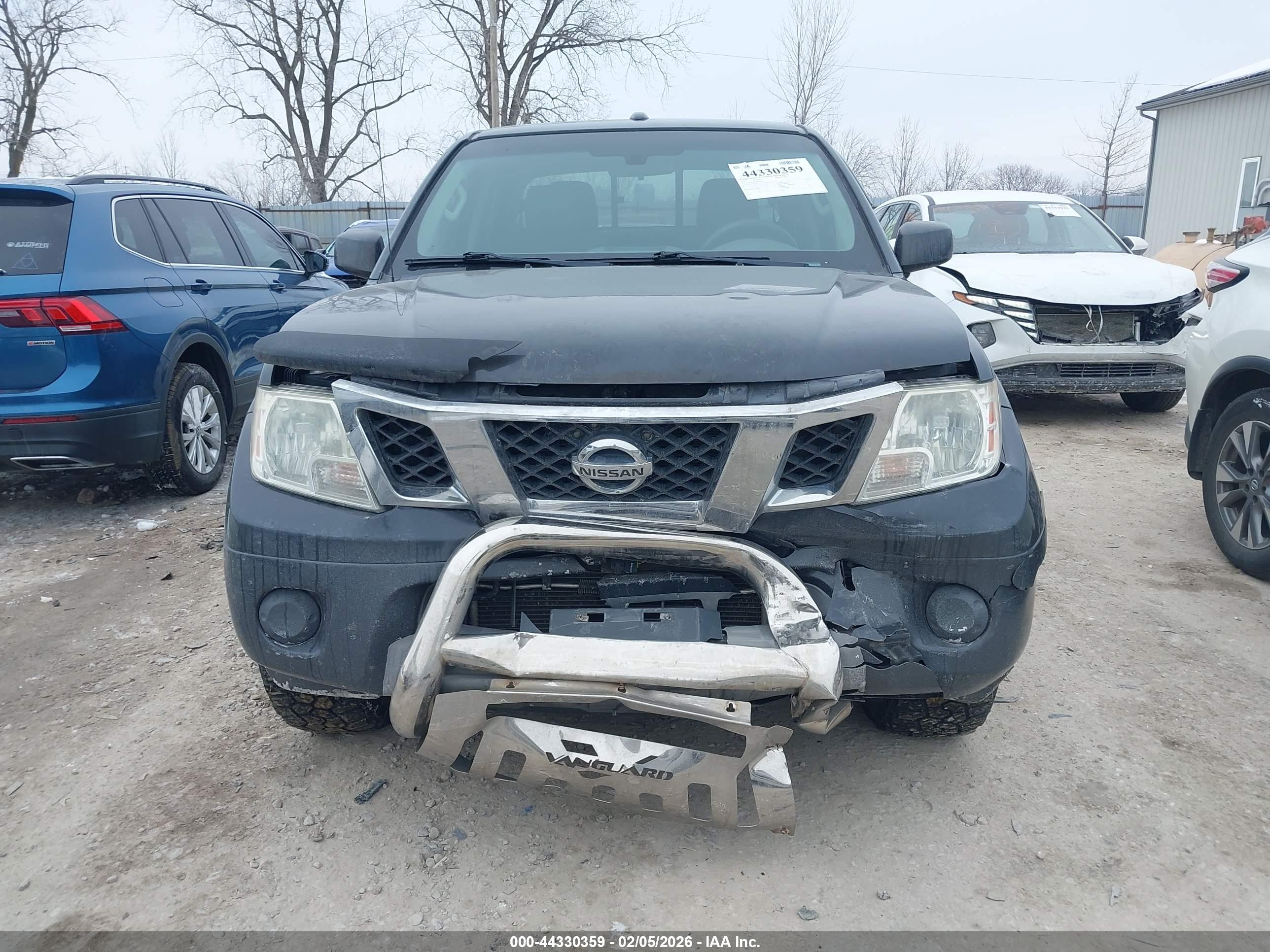 NISSAN FRONTIER image 6