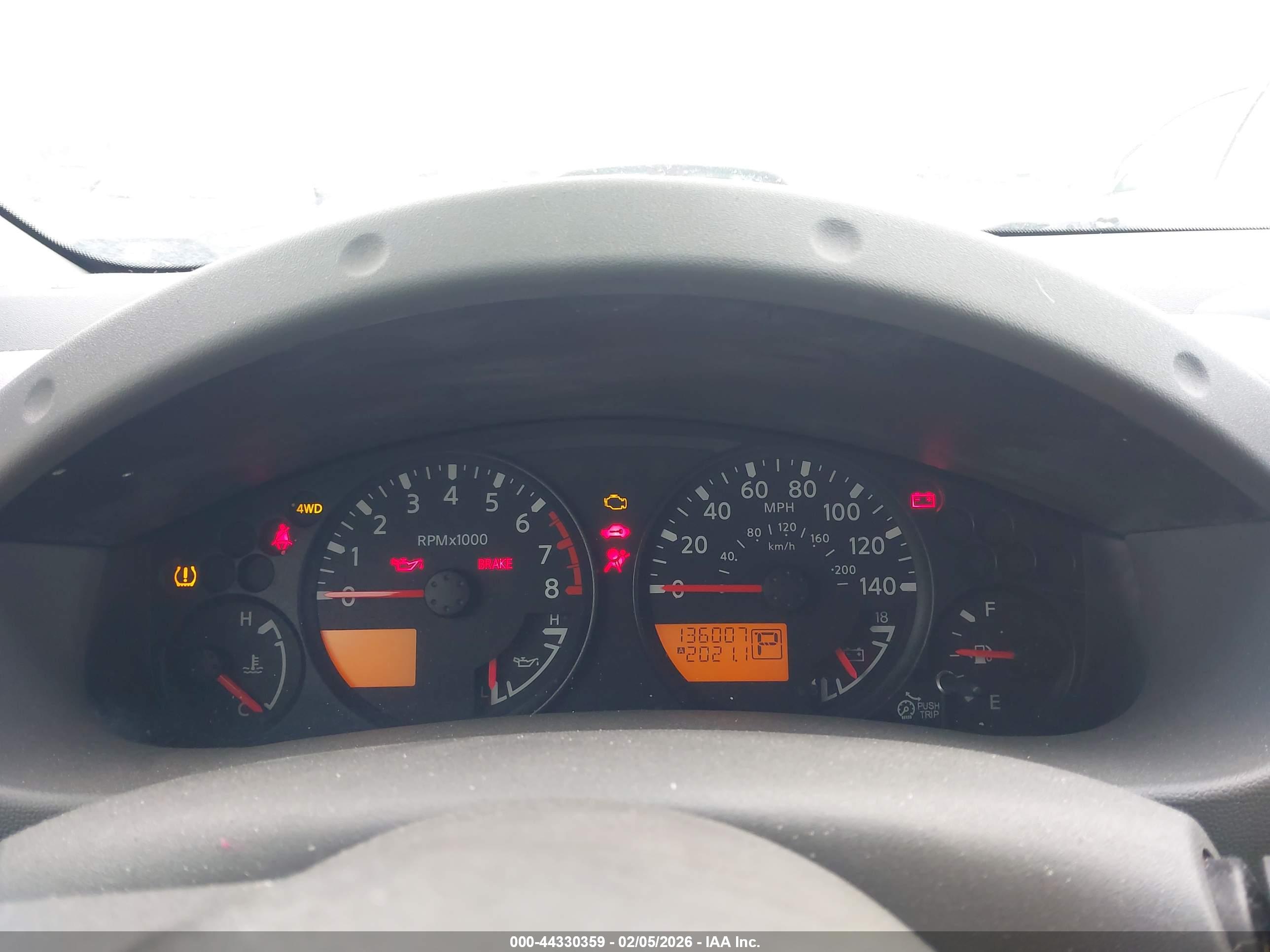NISSAN FRONTIER image 7