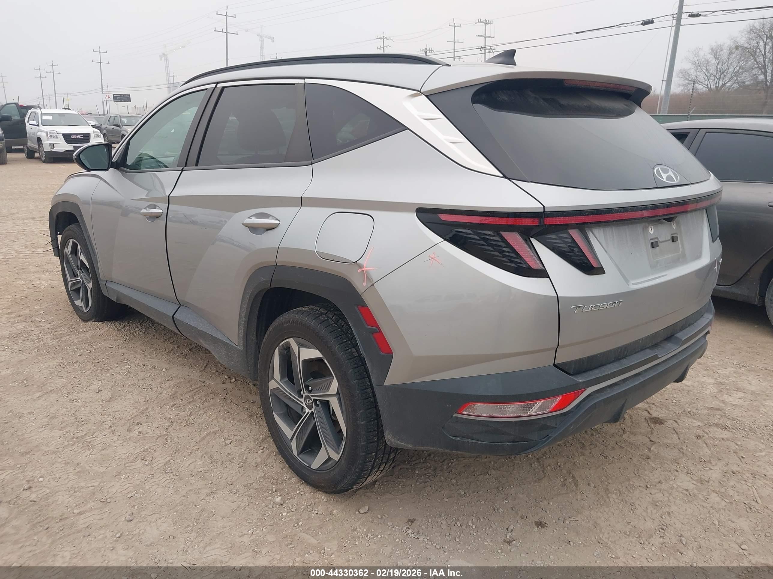 HYUNDAI TUCSON image 3