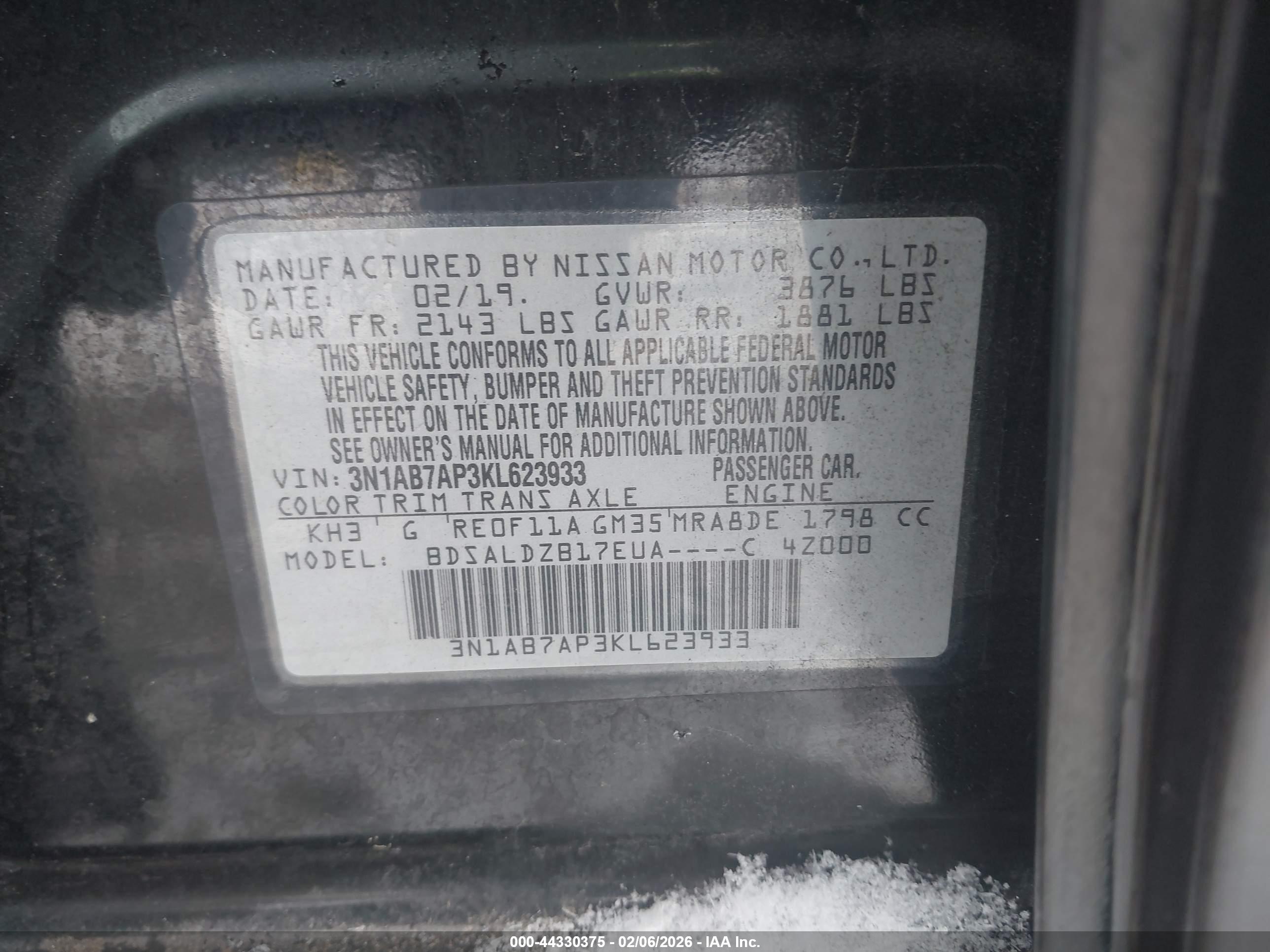 NISSAN SENTRA image 9