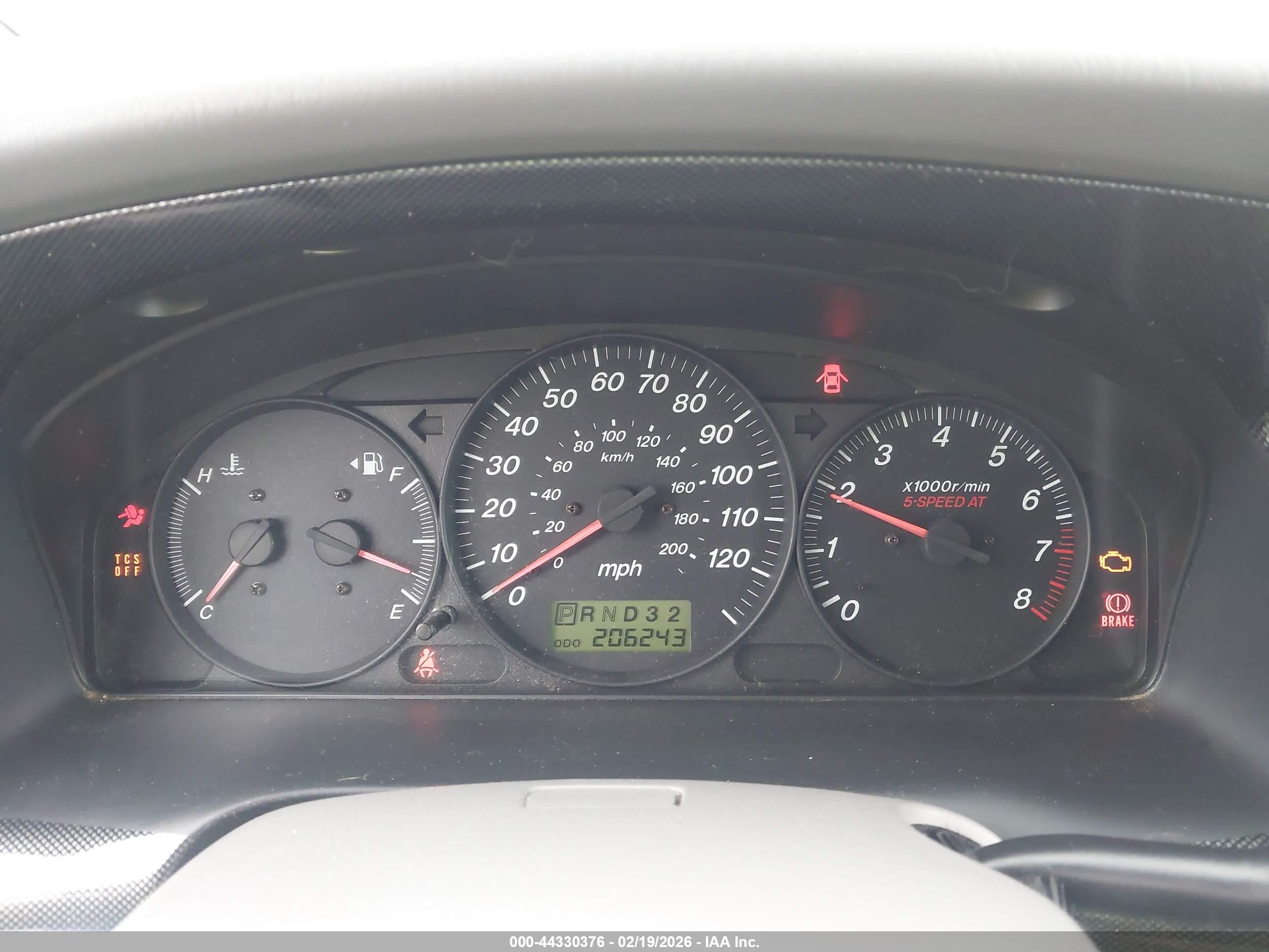 MAZDA MPV image 7