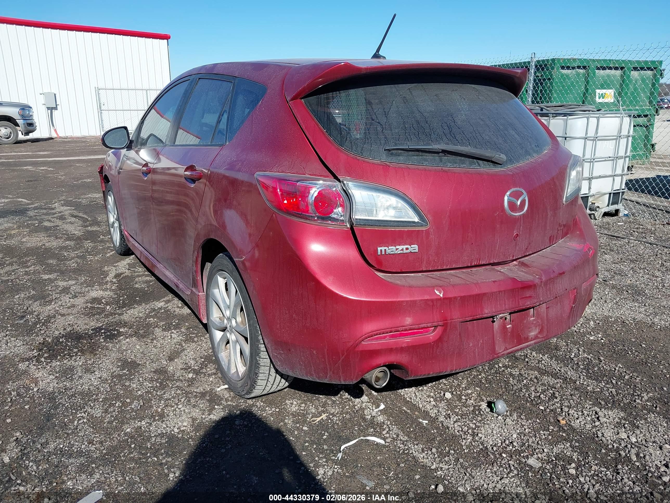 MAZDA MAZDA3 image 3