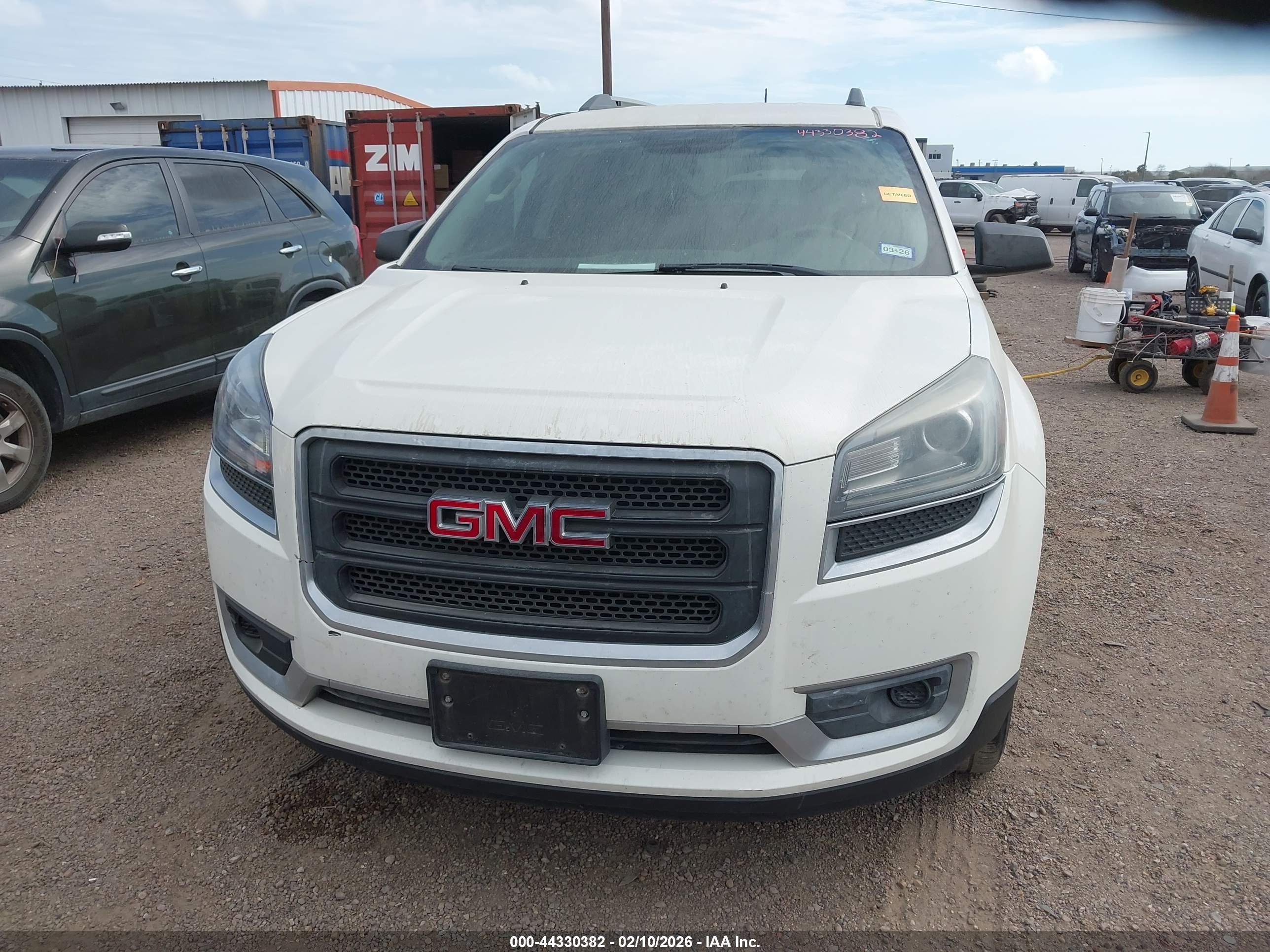 GMC ACADIA image 6