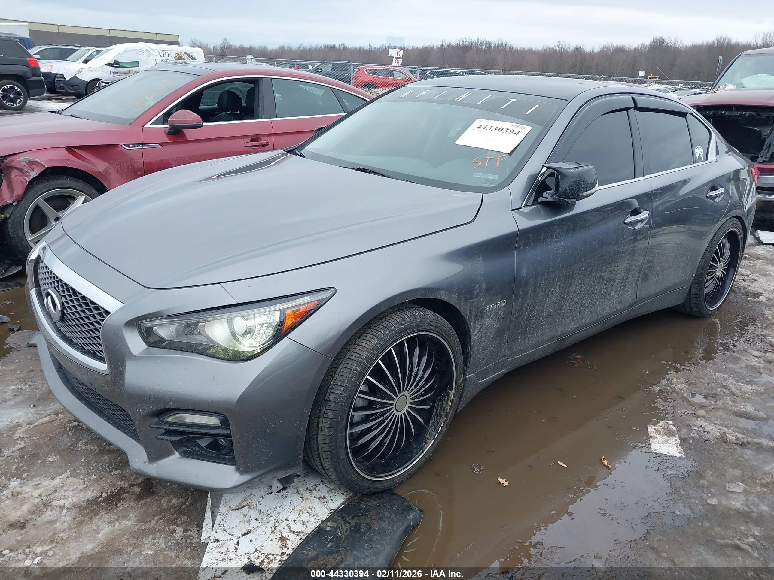 INFINITI Q50 image 2