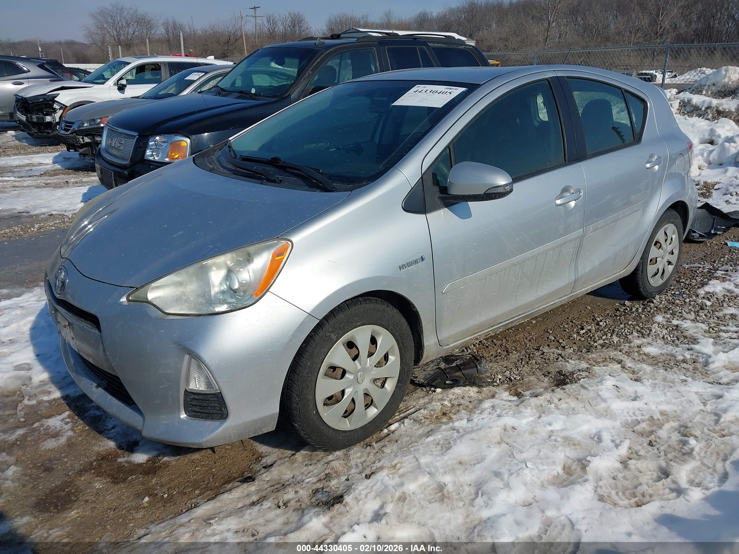 TOYOTA PRIUS image 2