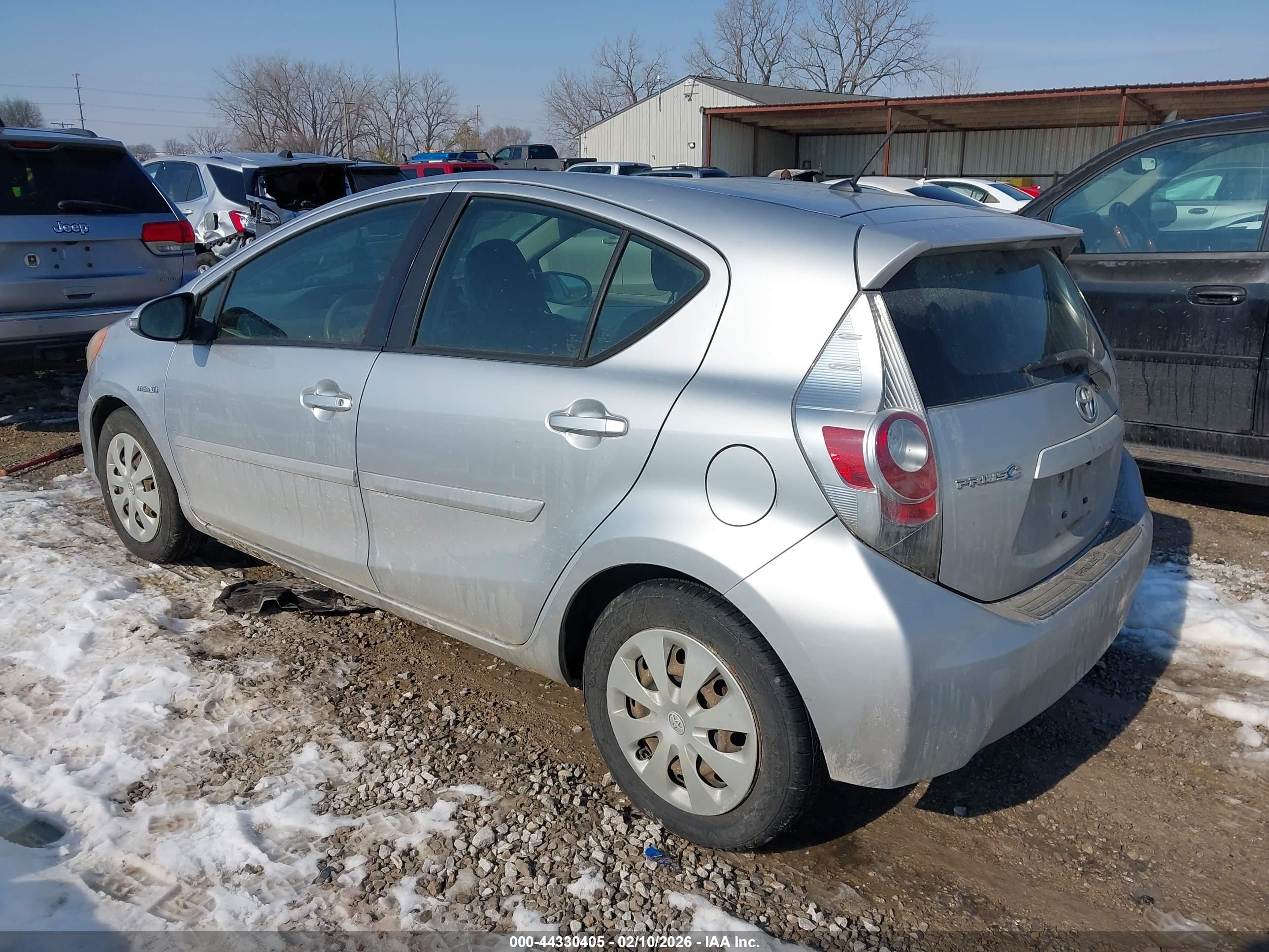 TOYOTA PRIUS image 3