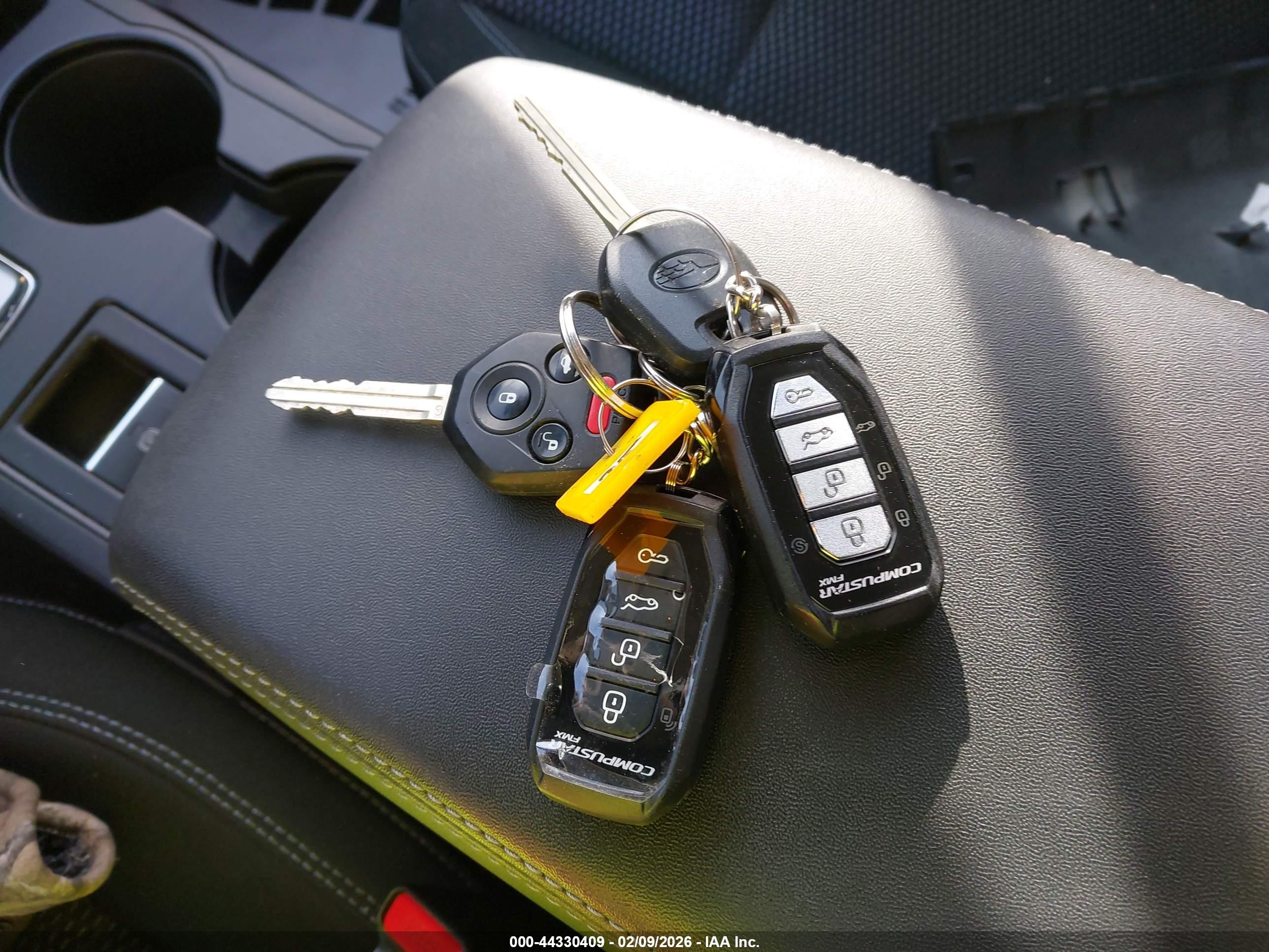 SUBARU OUTBACK image 11