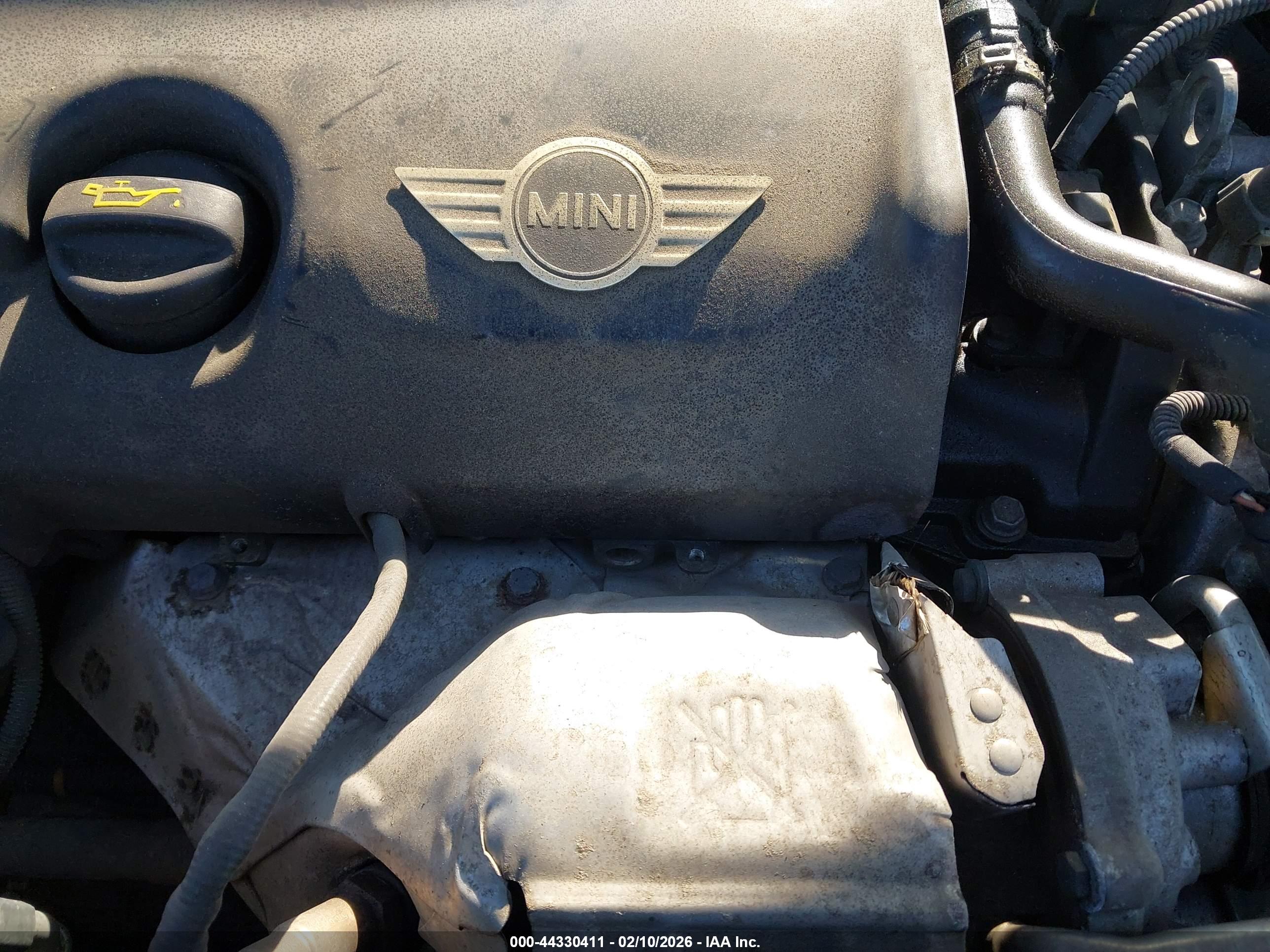 MINI COUNTRYMAN image 6