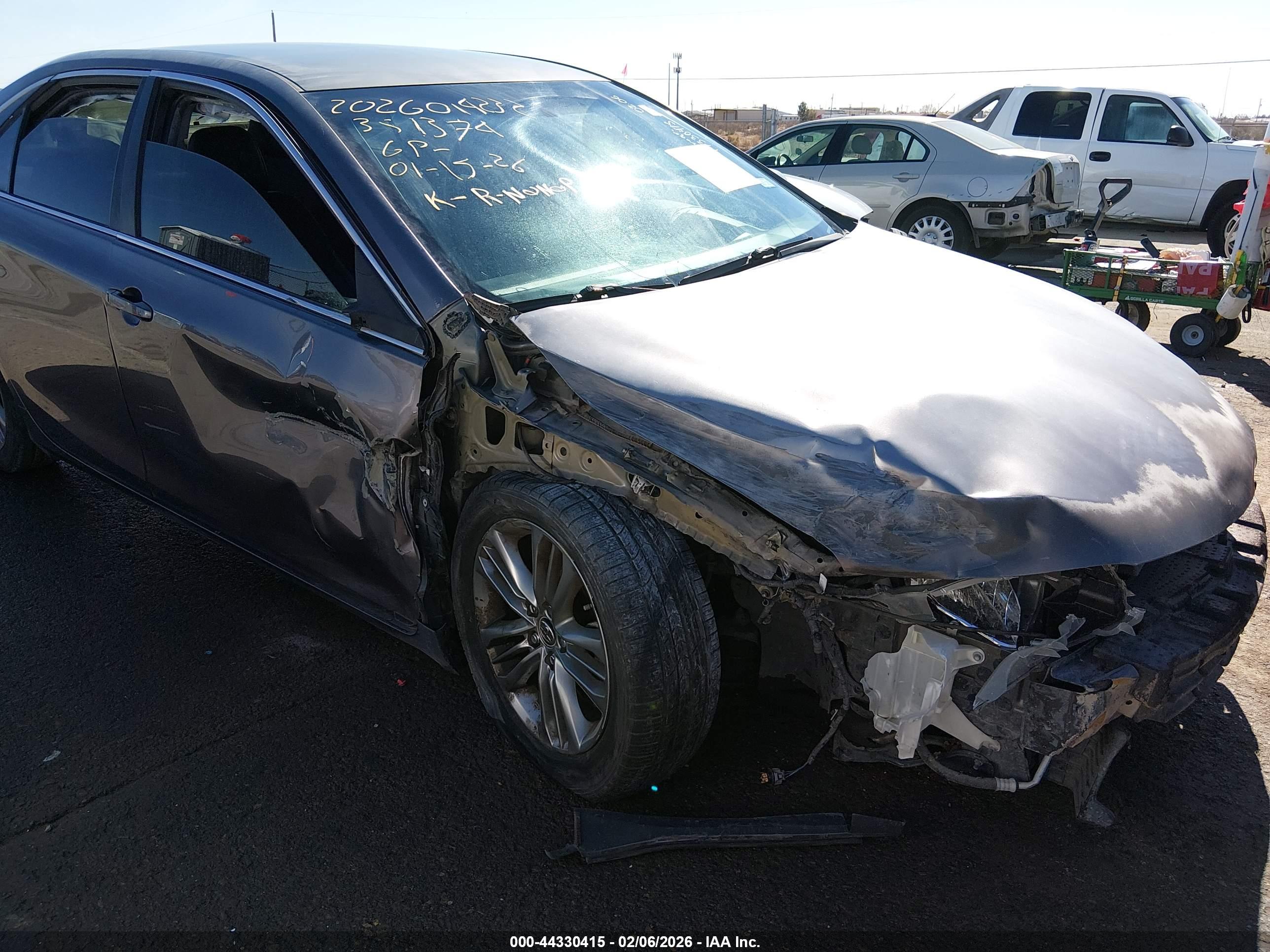 TOYOTA CAMRY image 6