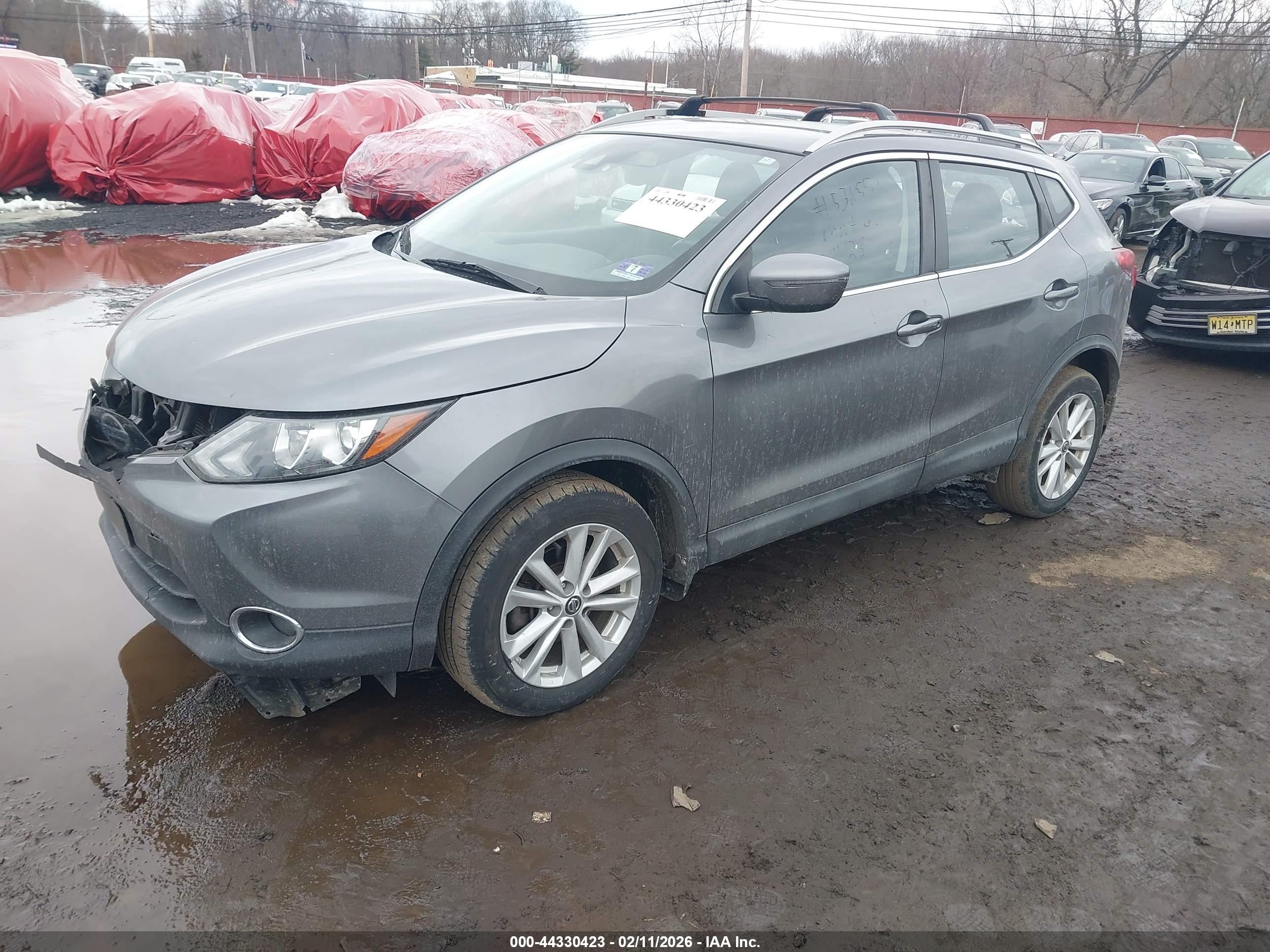 NISSAN ROGUE image 2