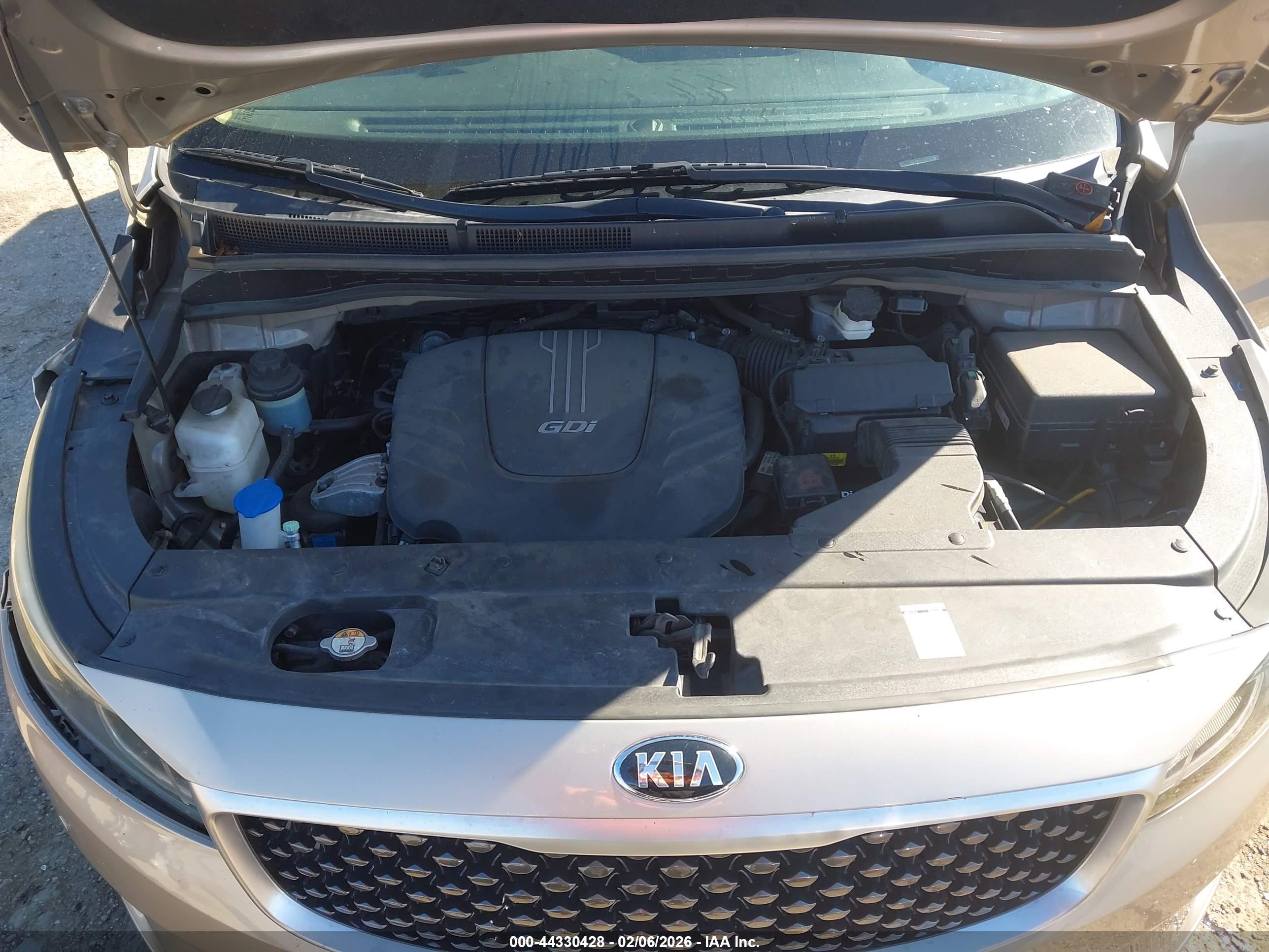 KIA SEDONA image 10