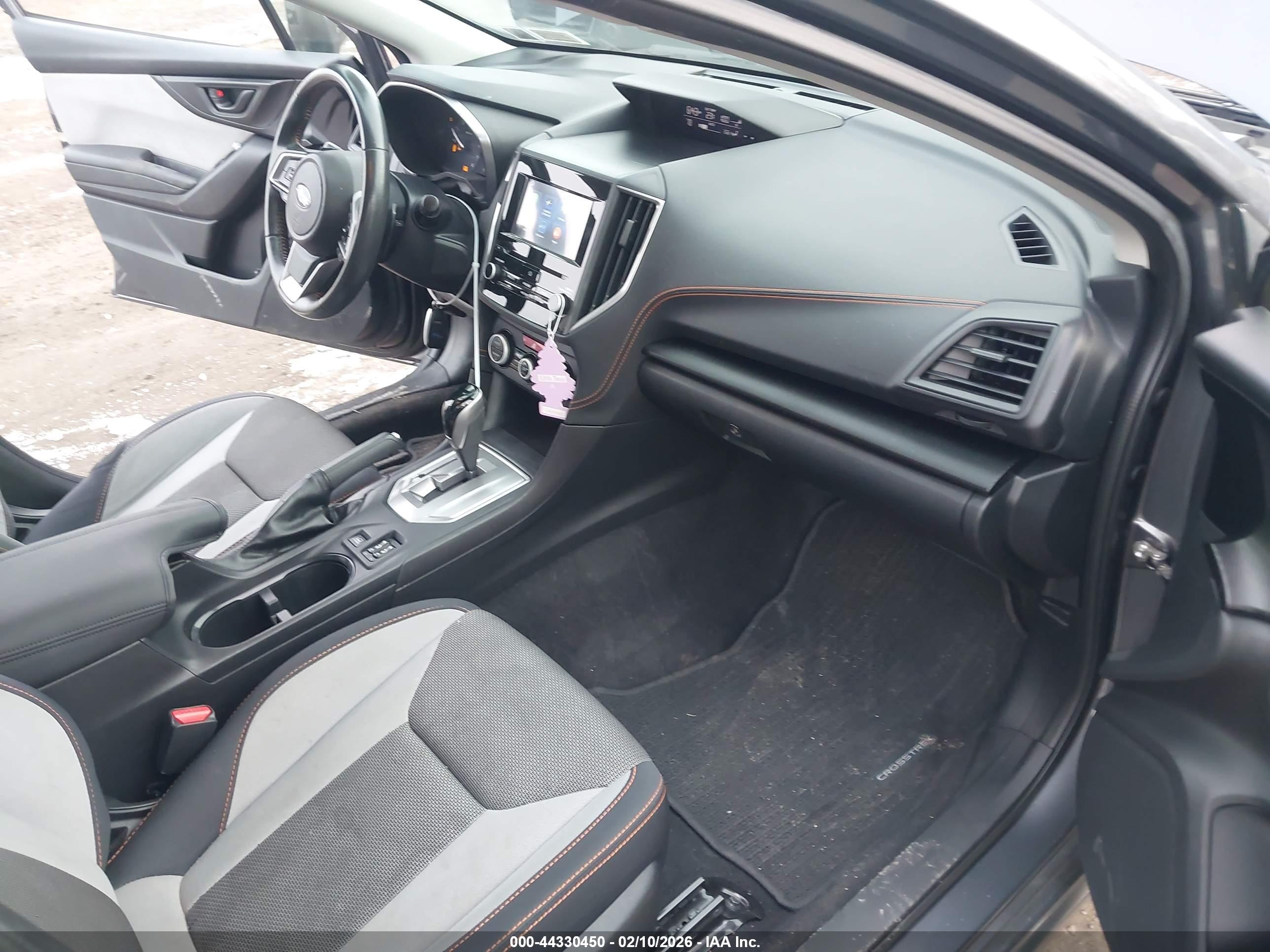 SUBARU CROSSTREK image 5