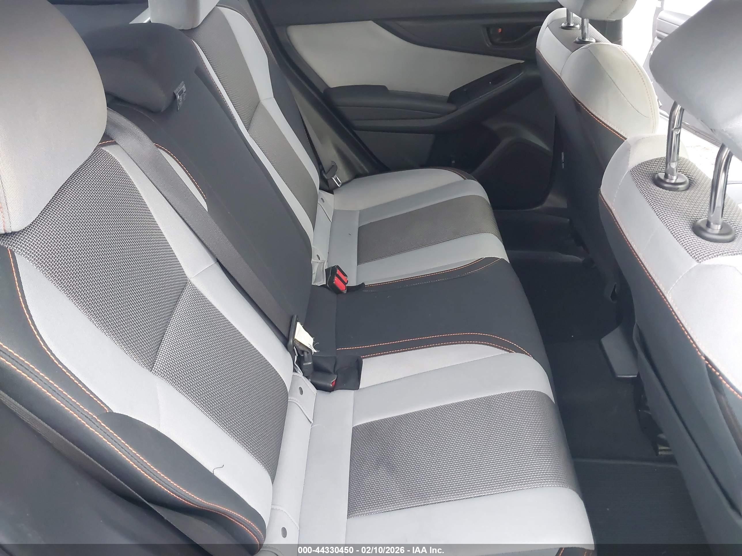 SUBARU CROSSTREK image 8