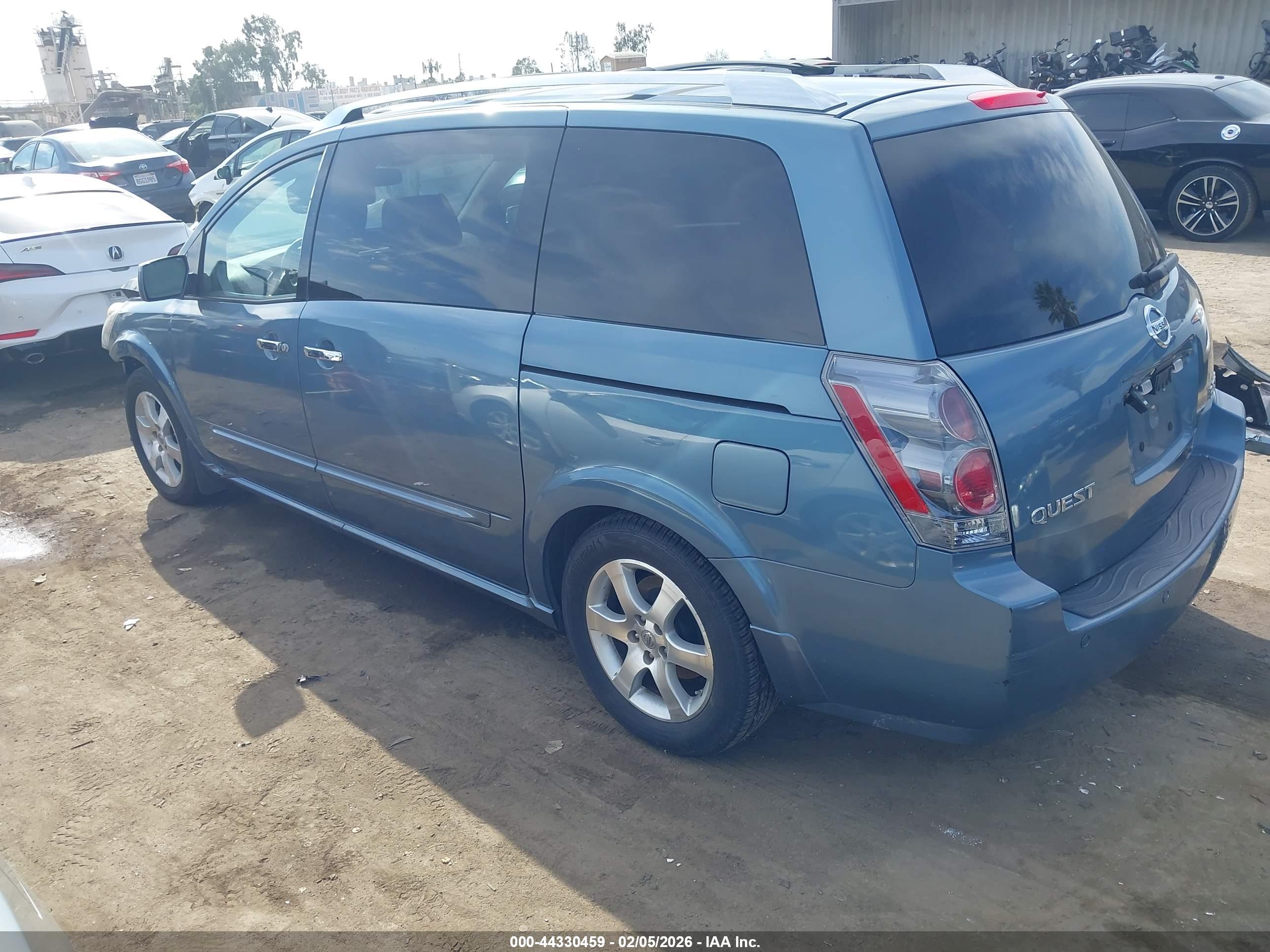 NISSAN QUEST image 3