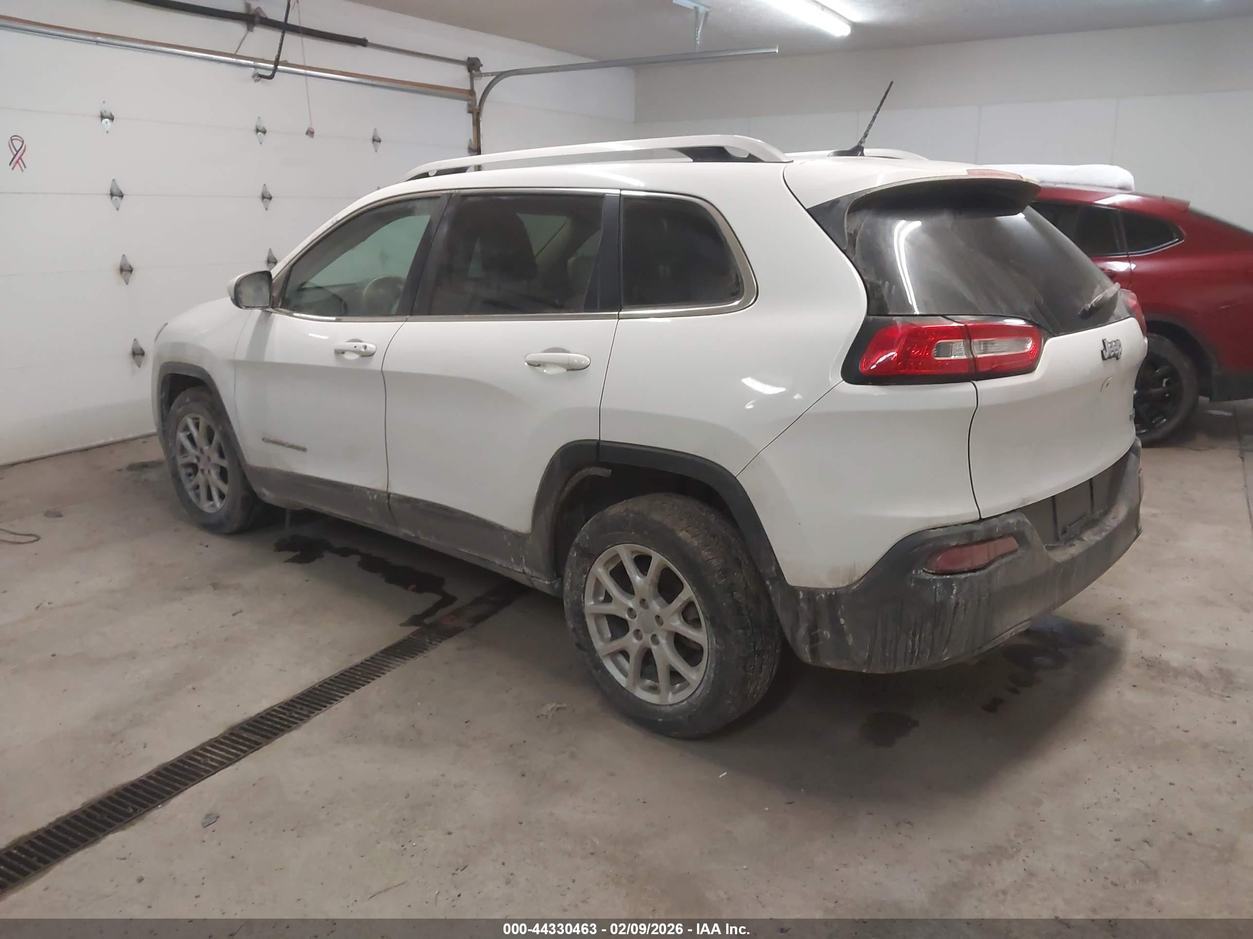 JEEP CHEROKEE image 3