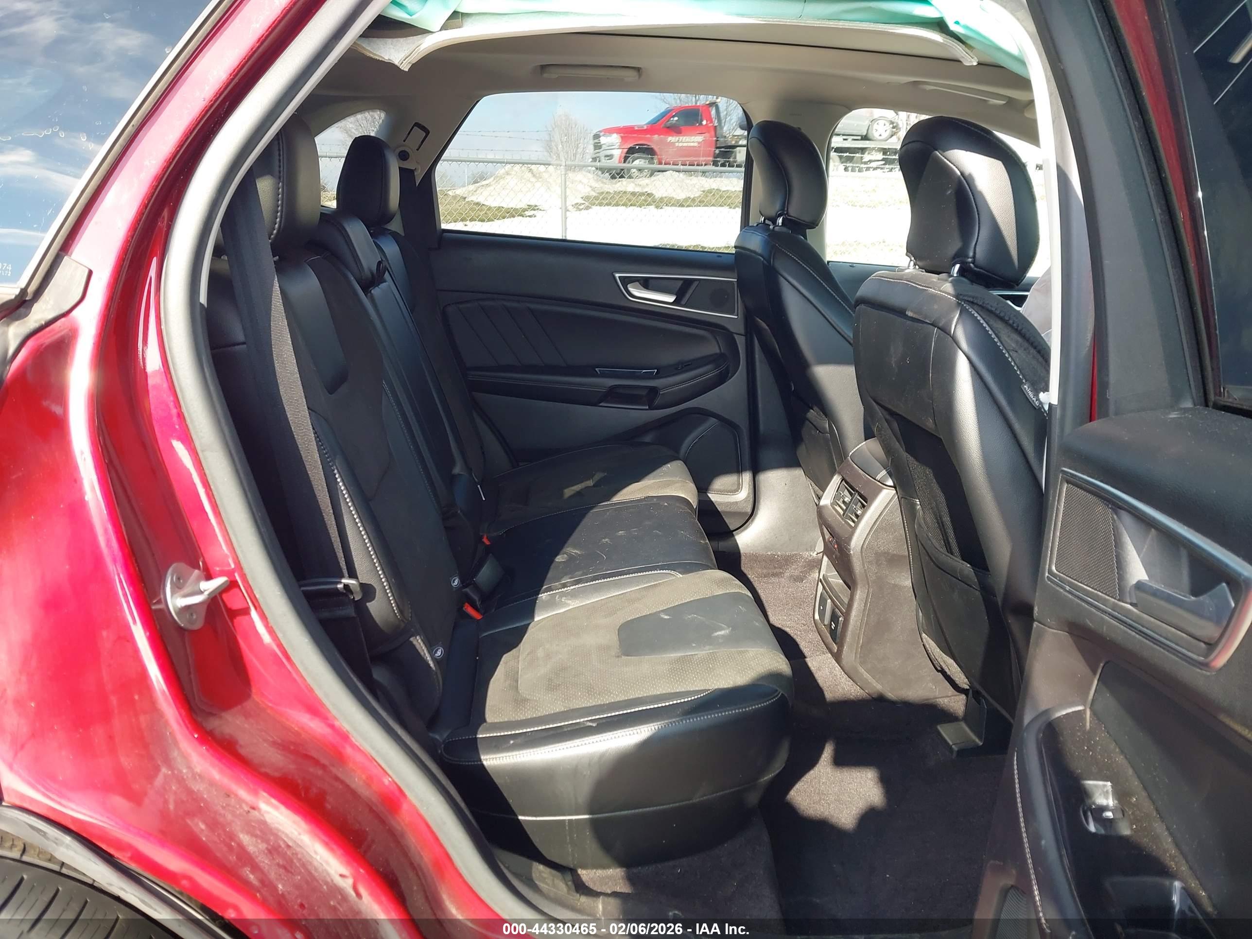 FORD EDGE image 8