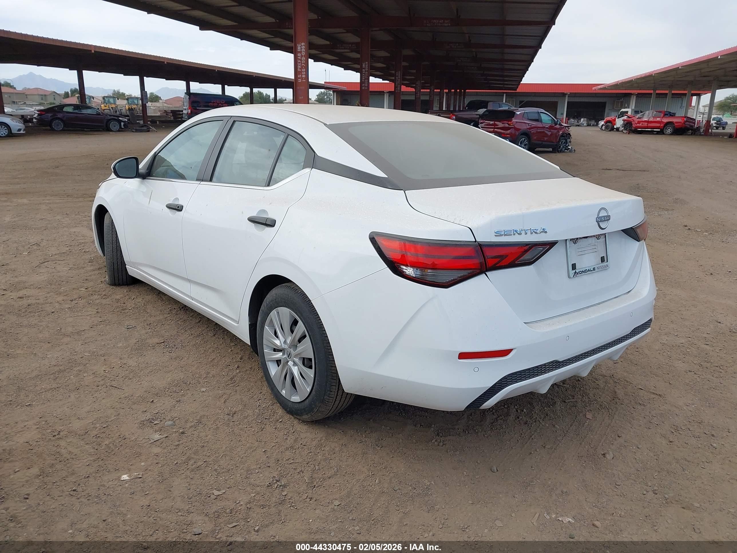 NISSAN SENTRA image 3