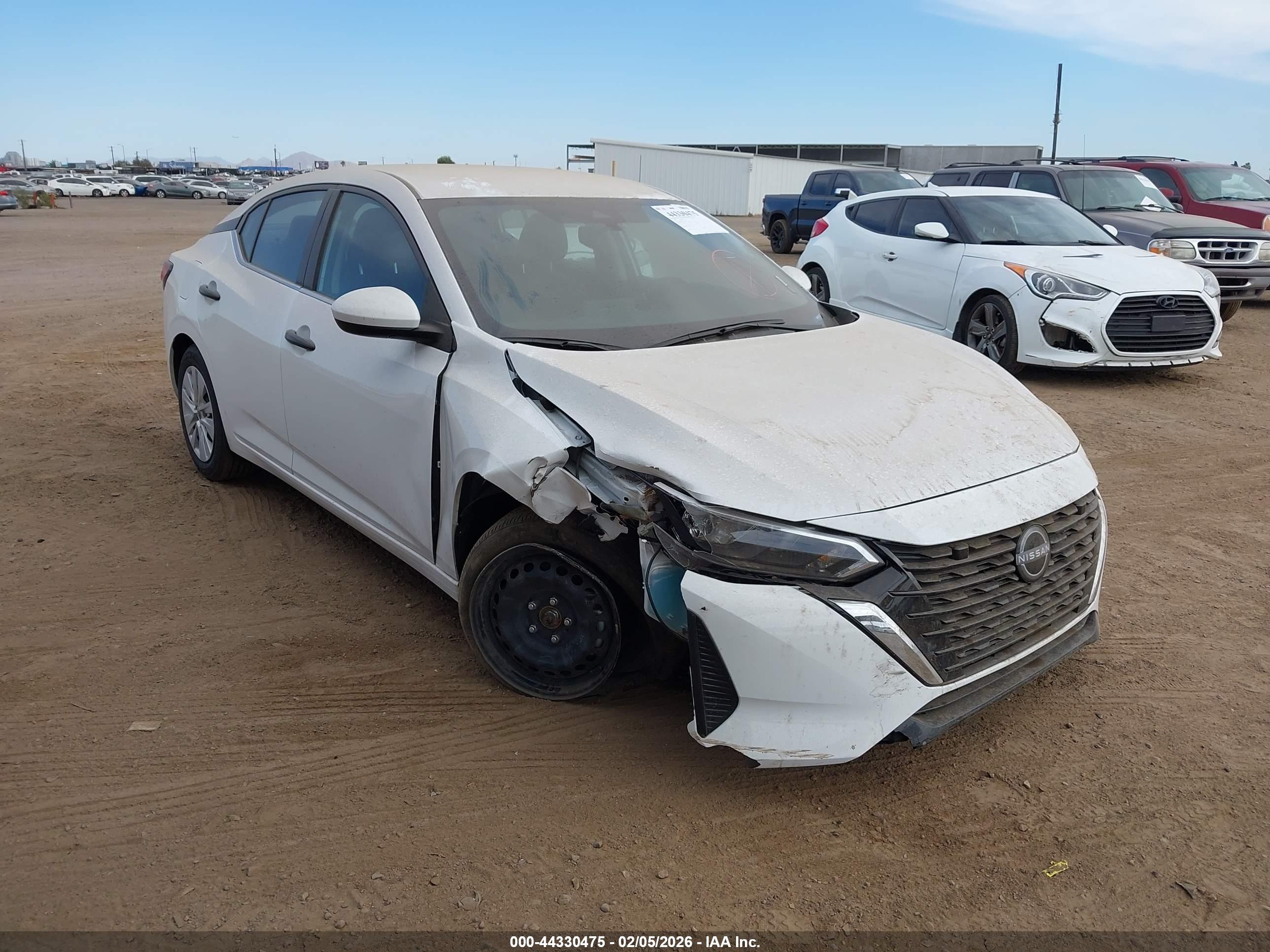 NISSAN SENTRA image 6