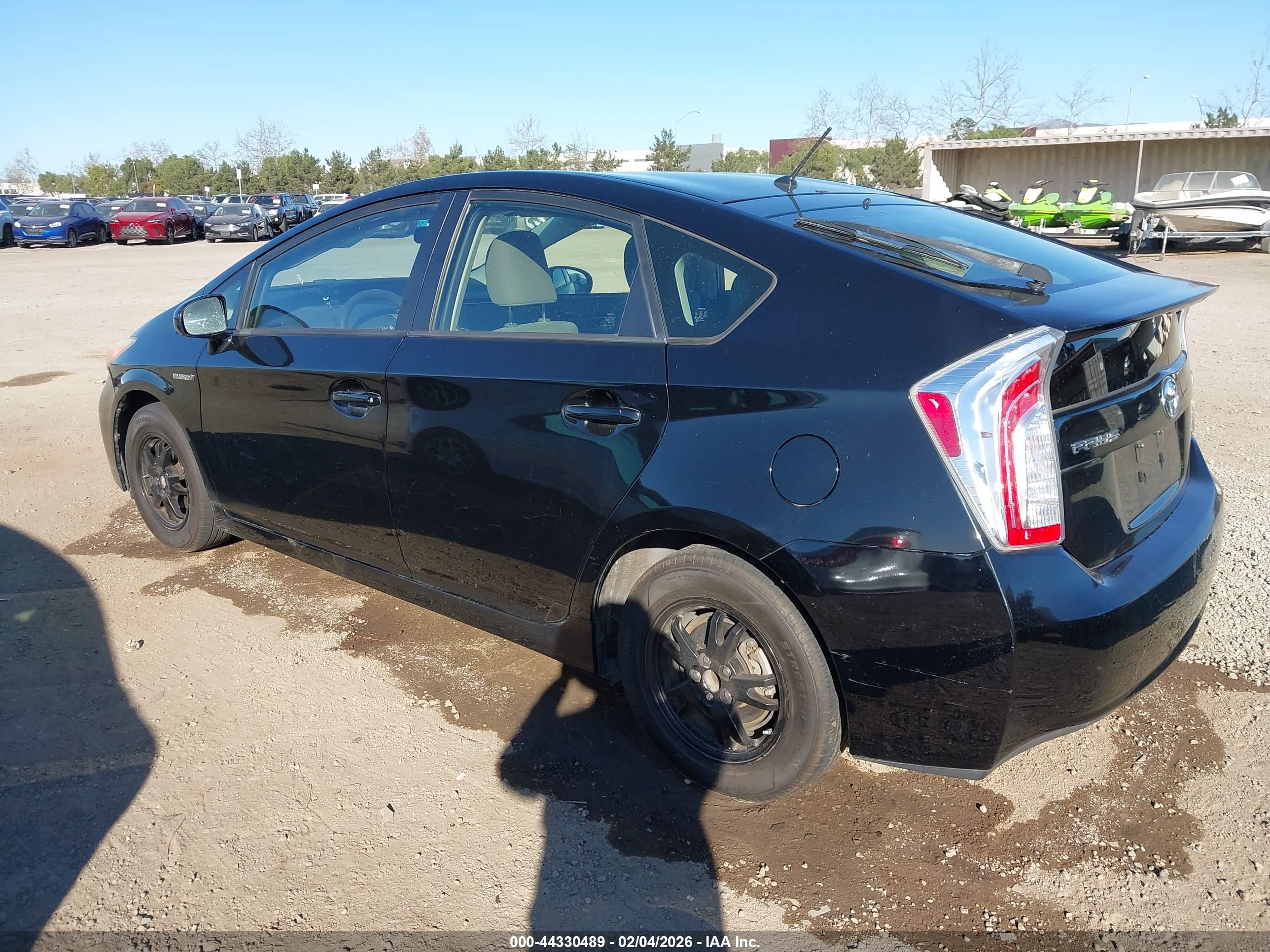 TOYOTA PRIUS image 3