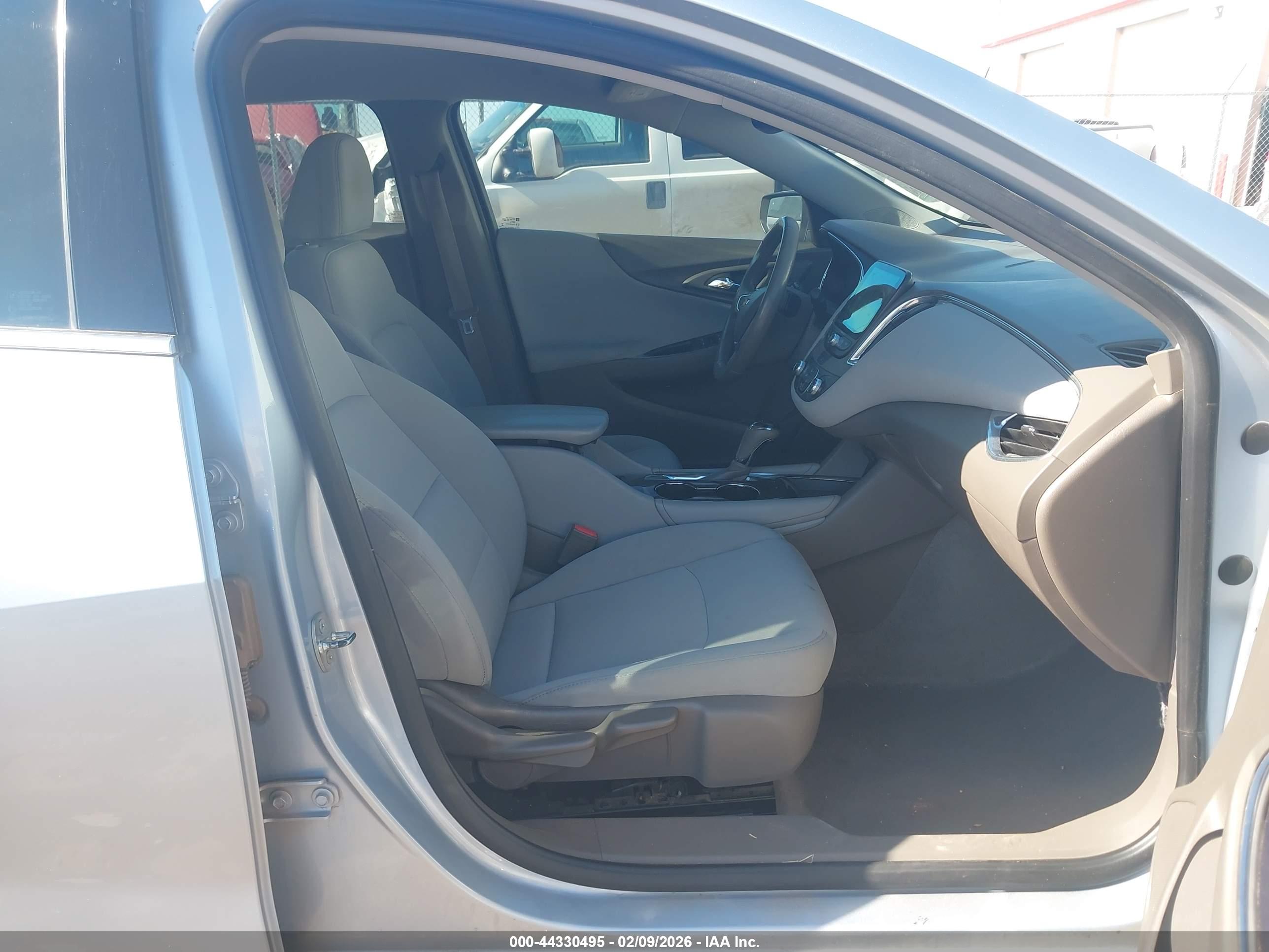 CHEVROLET MALIBU image 5