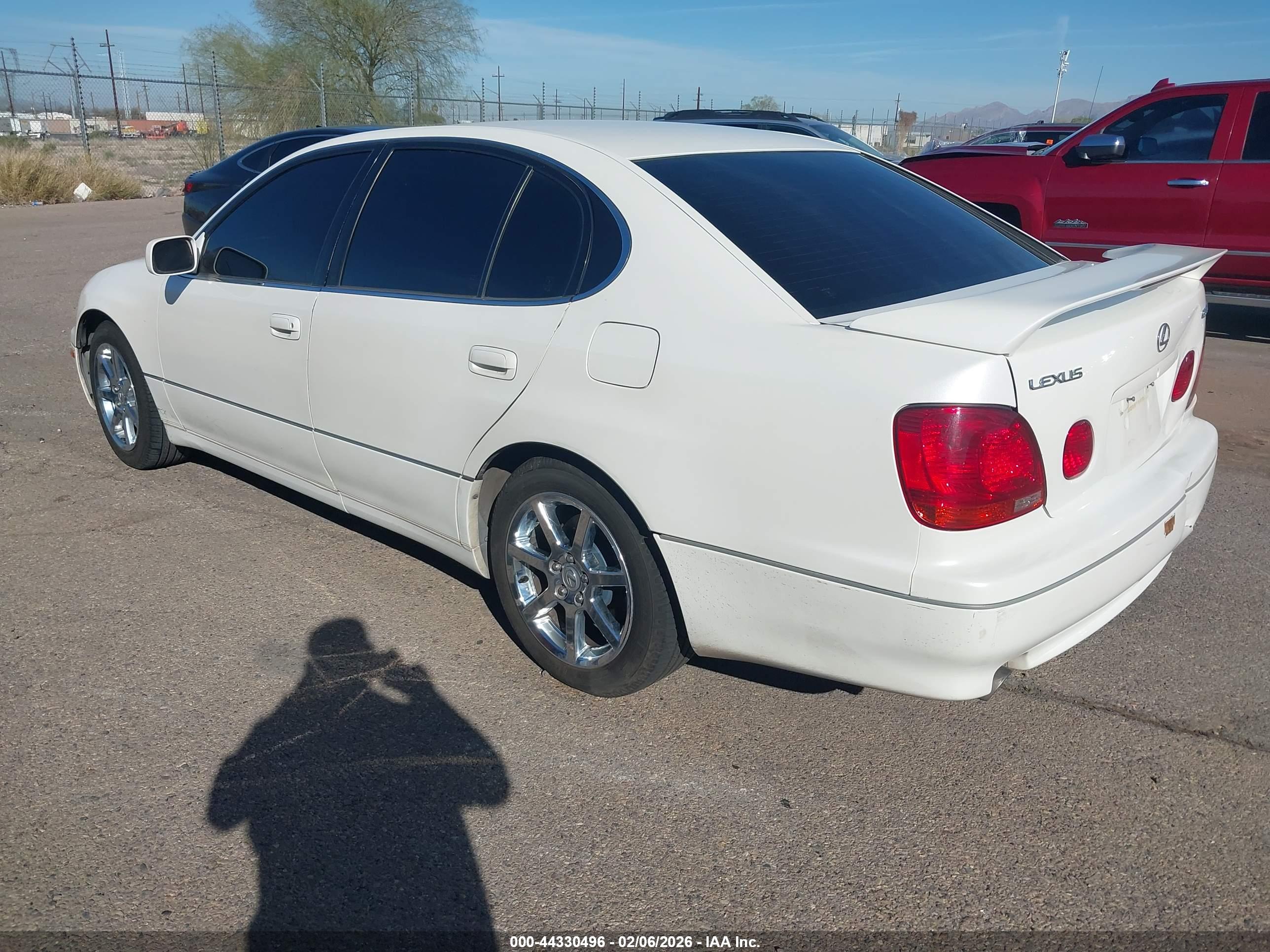 LEXUS GS image 3