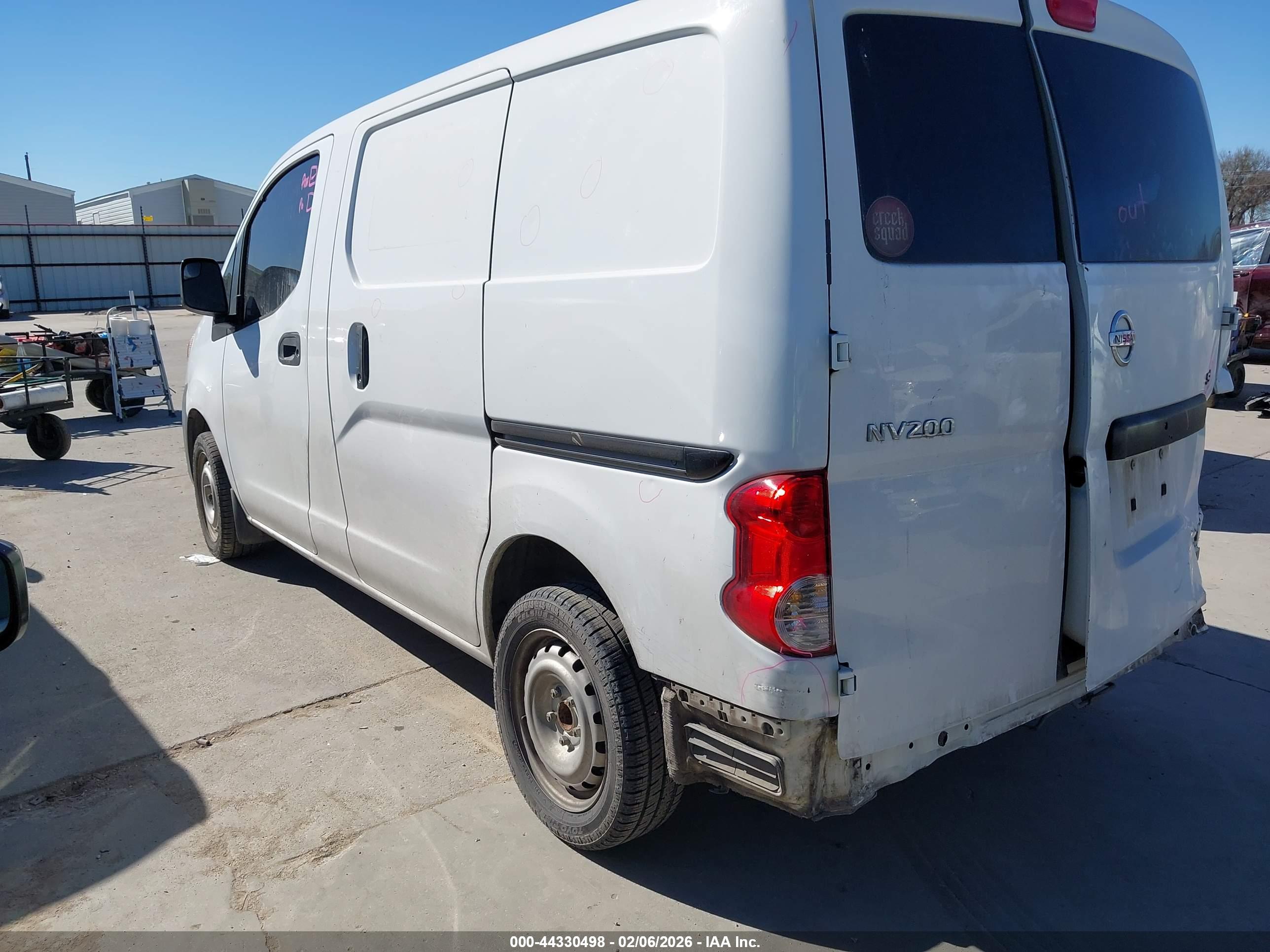 NISSAN NV200 image 3