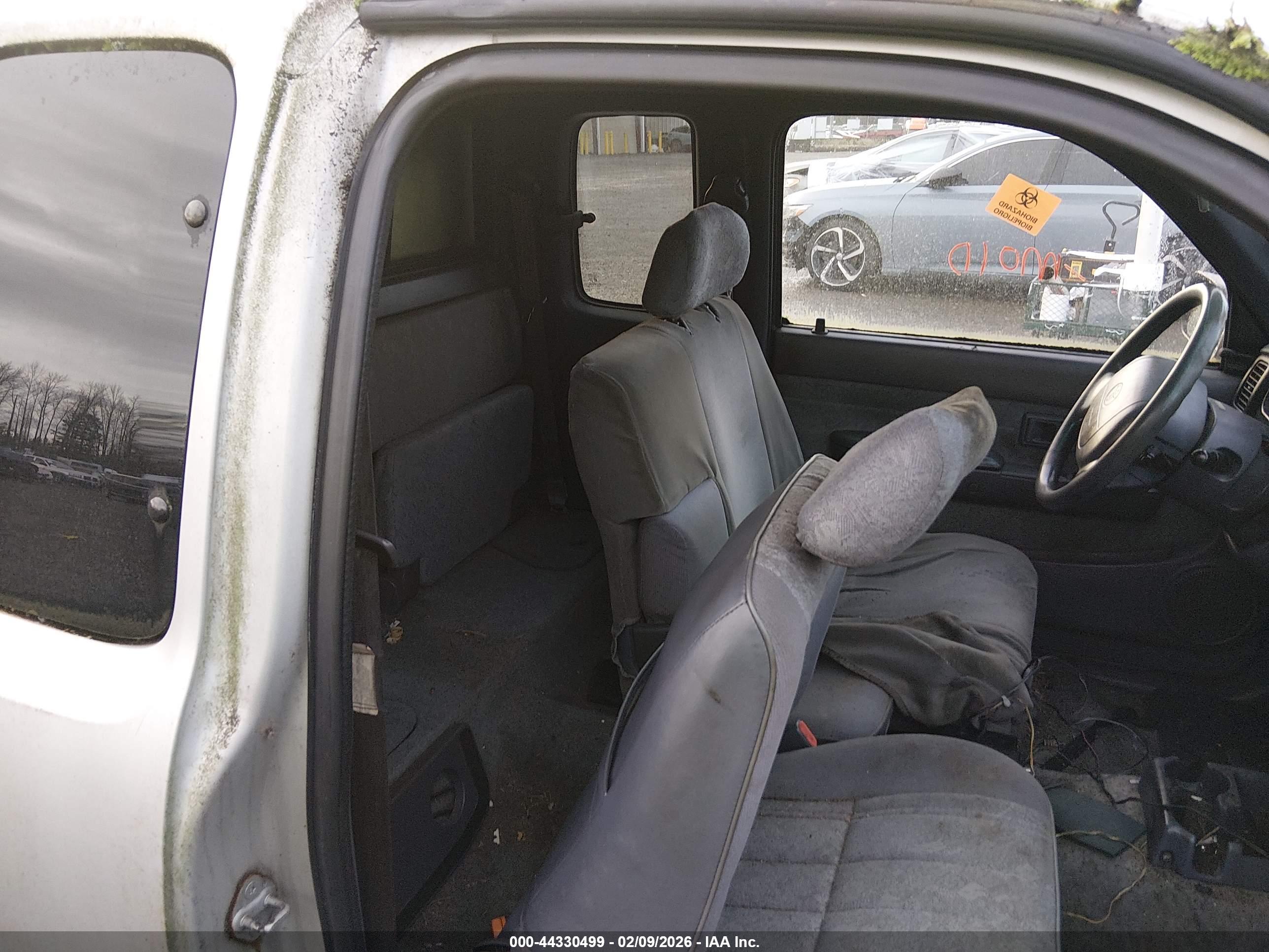 TOYOTA TACOMA image 8