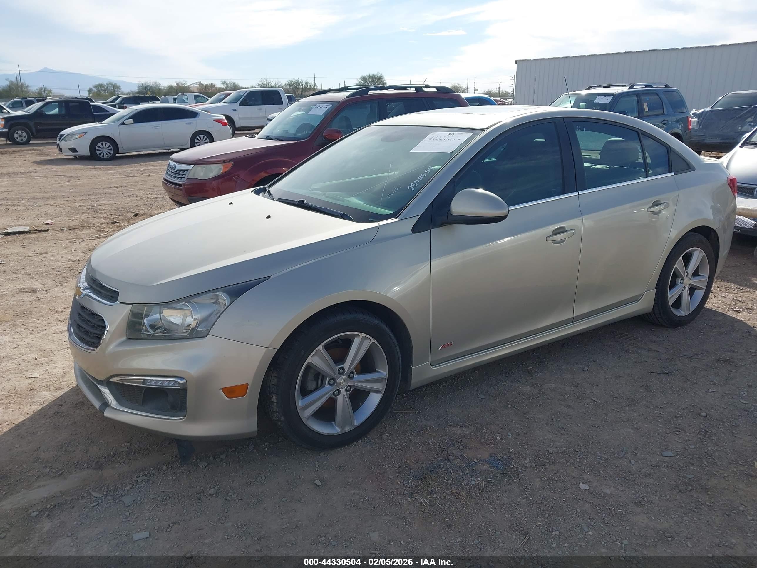 CHEVROLET CRUZE image 2