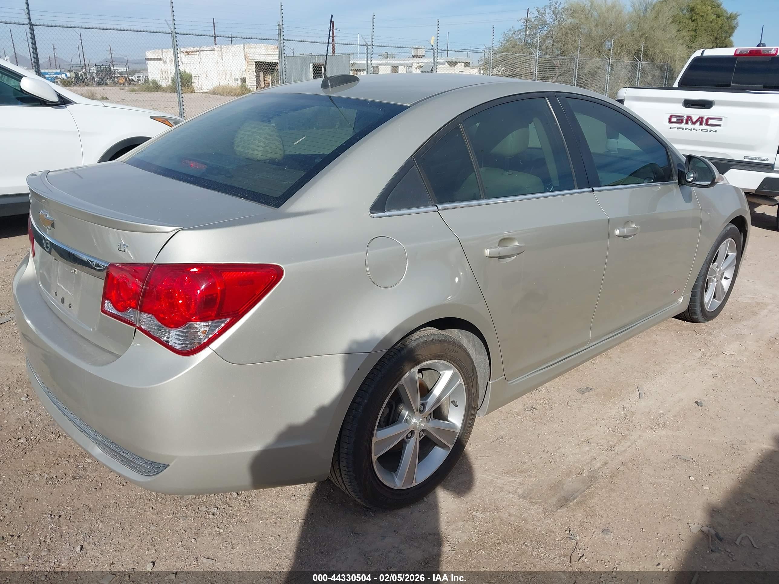 CHEVROLET CRUZE image 4