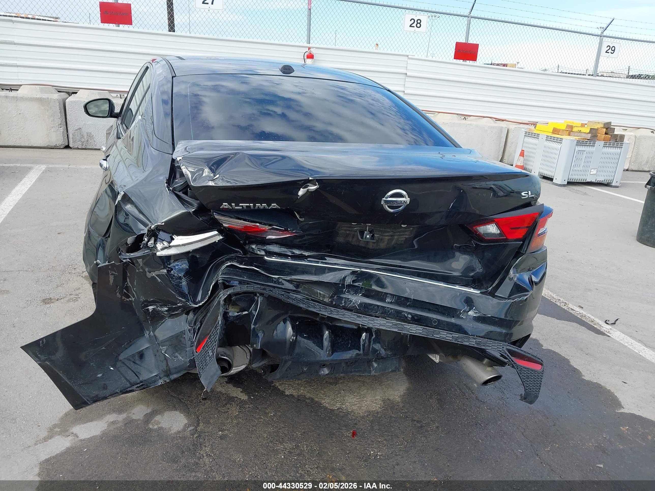 NISSAN ALTIMA image 6