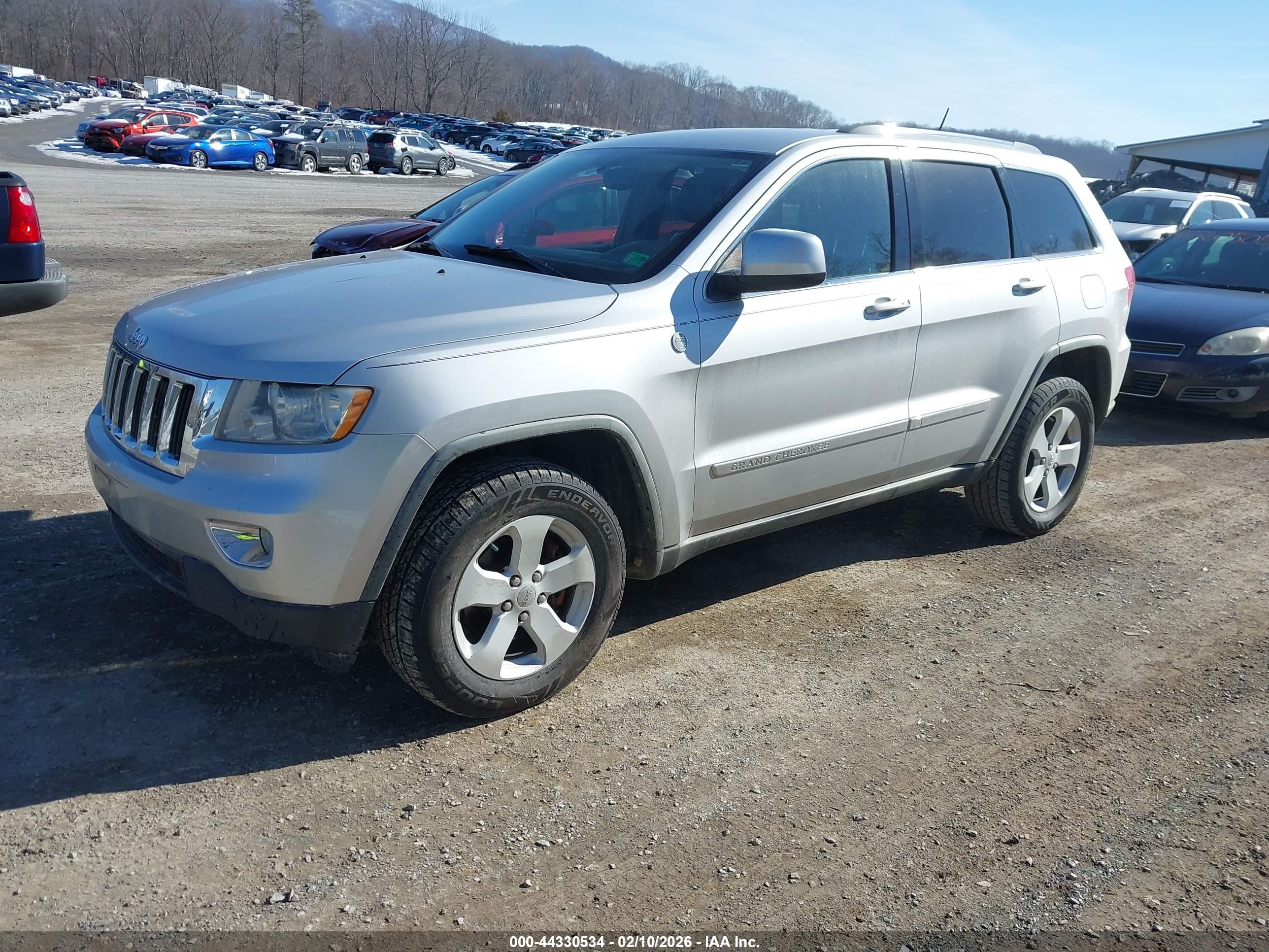 JEEP GRAND image 2