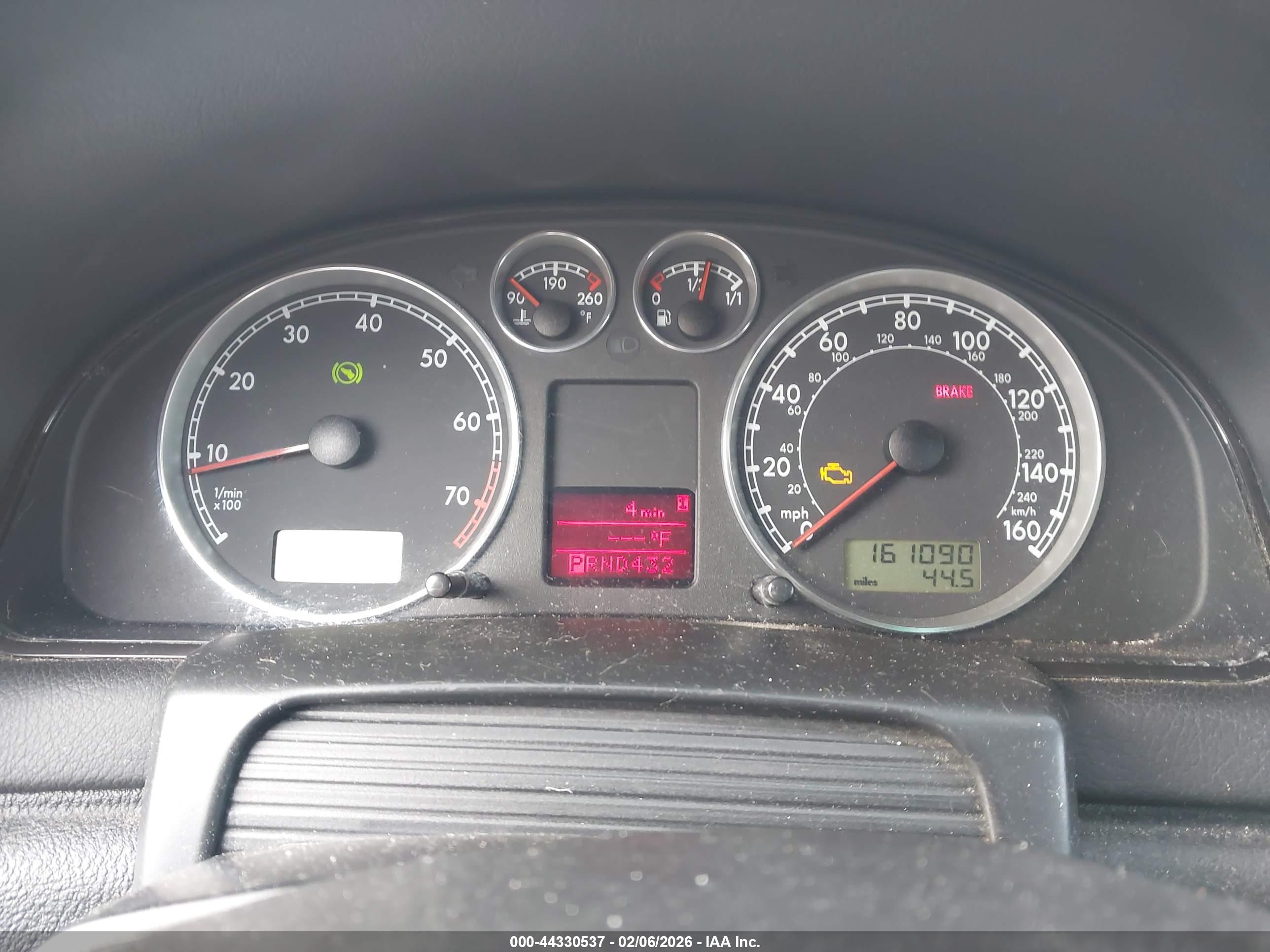 VOLKSWAGEN PASSAT image 7