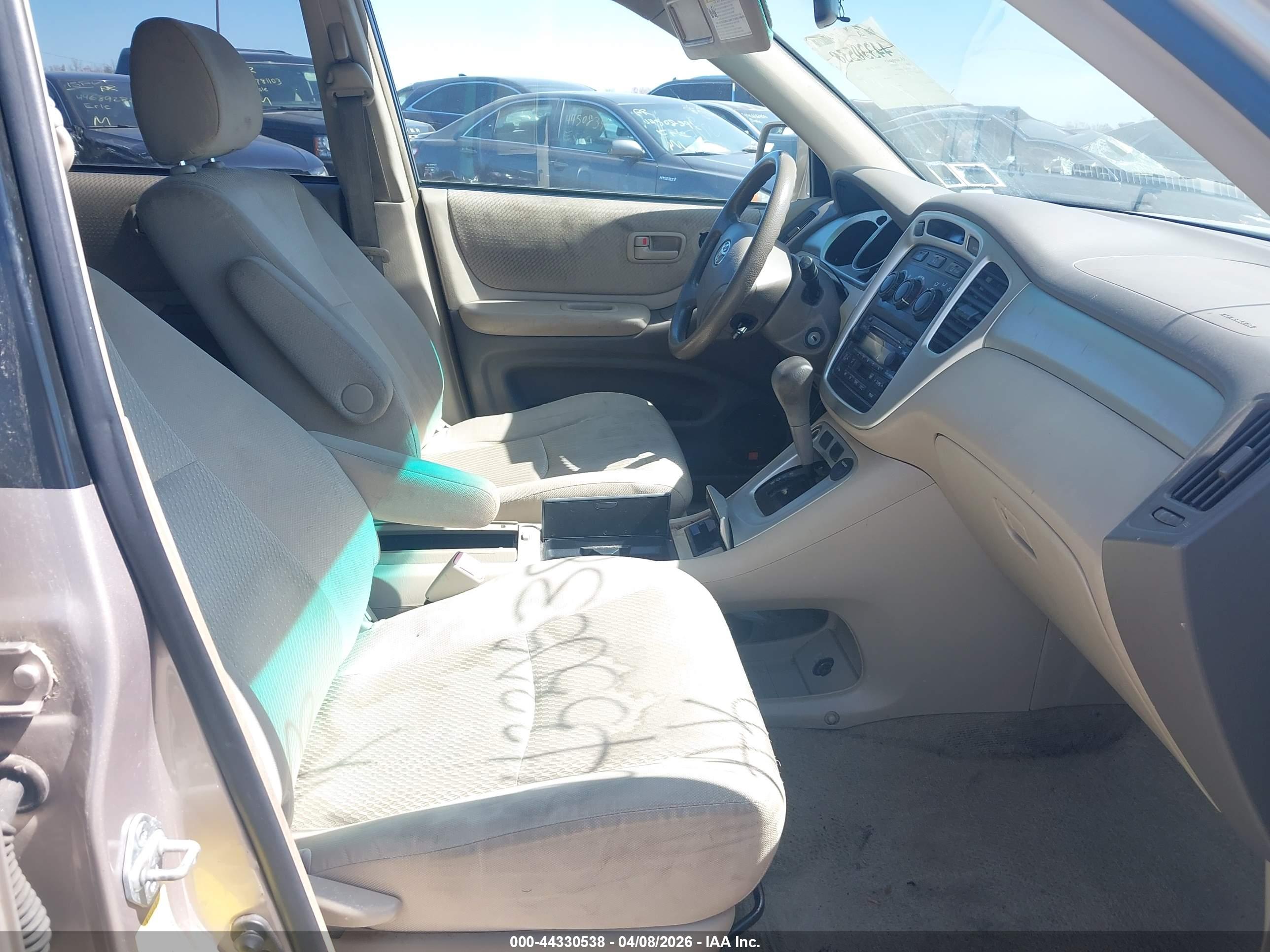 TOYOTA HIGHLANDER image 5