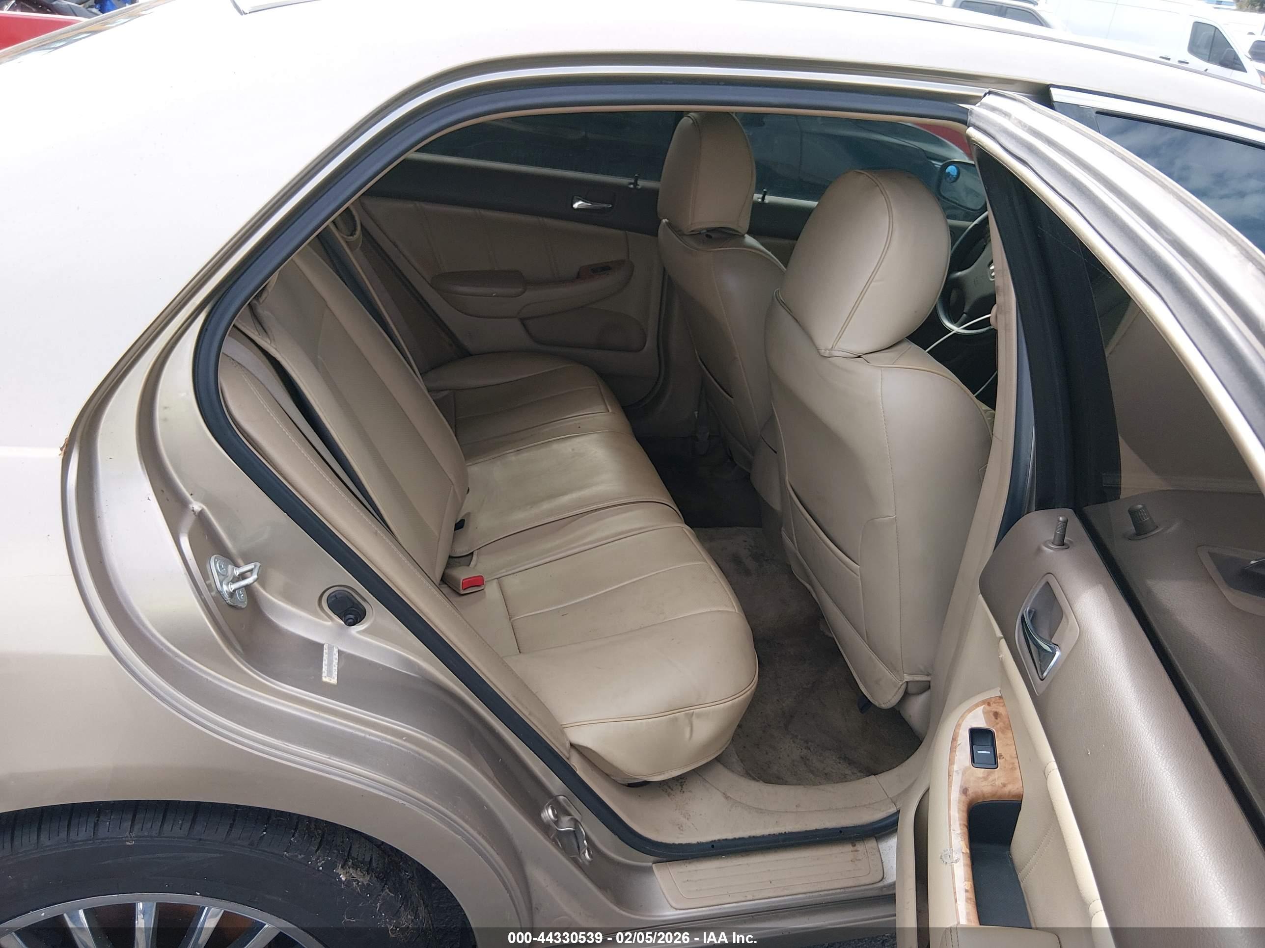 HONDA ACCORD image 8