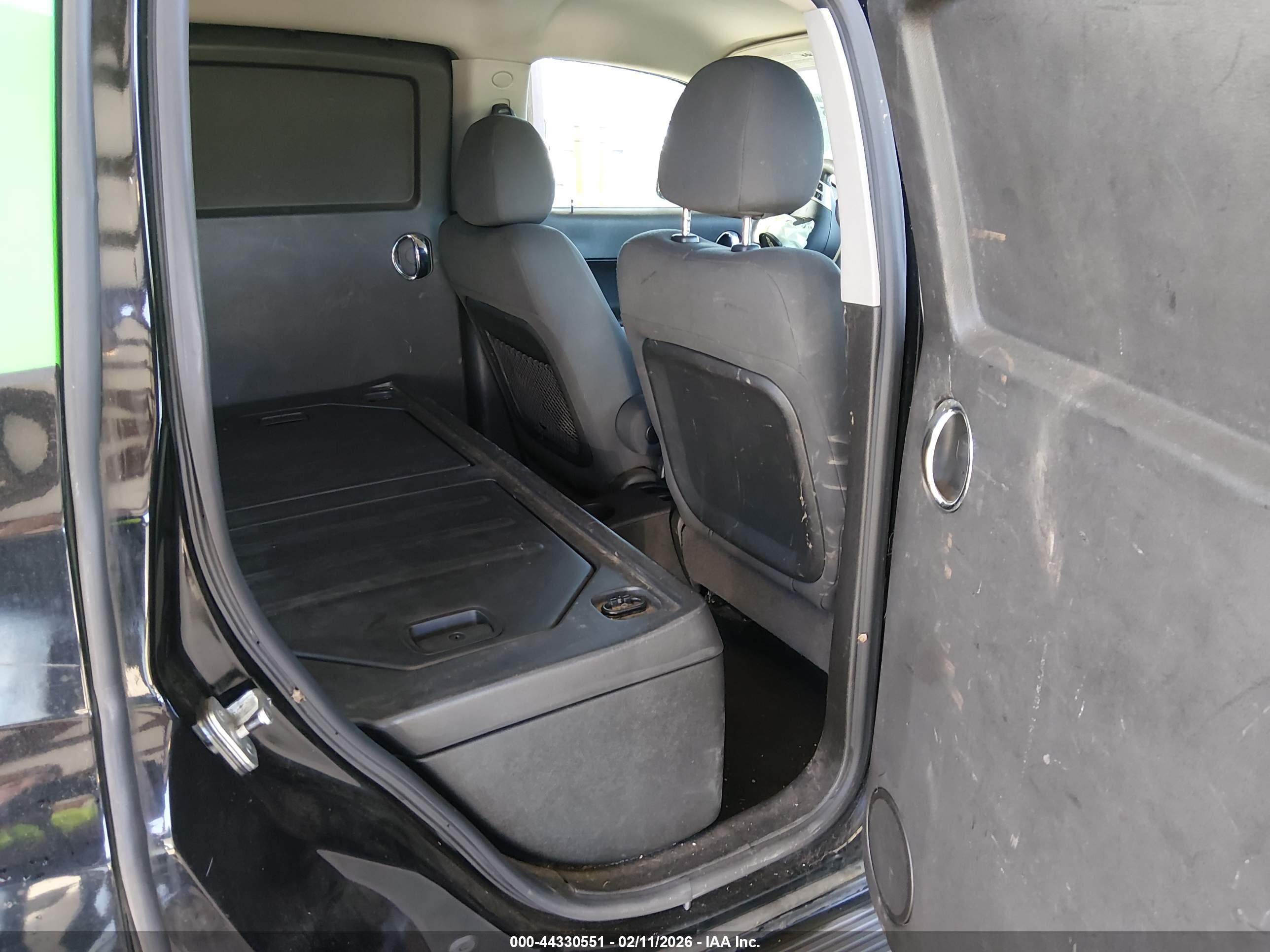 CHEVROLET HHR image 8