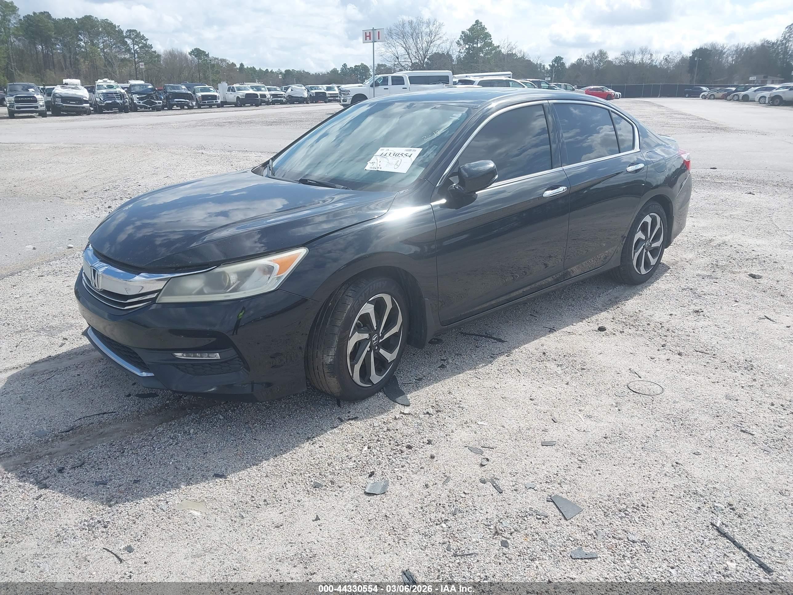 HONDA ACCORD image 2