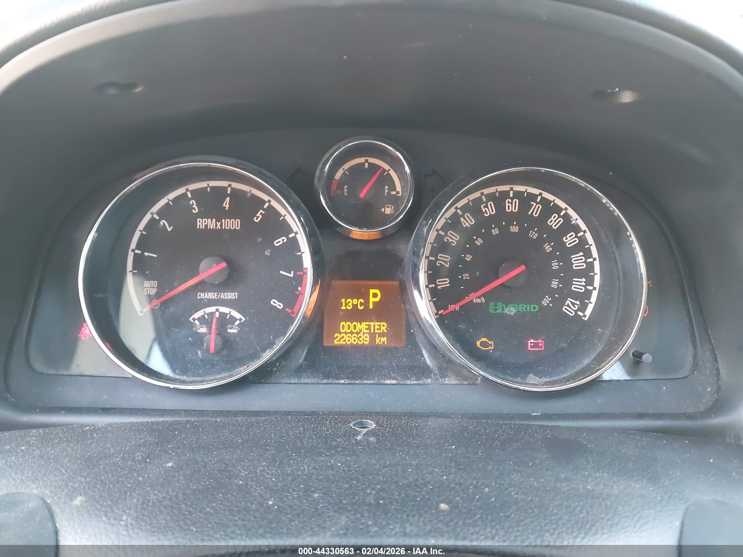 SATURN VUE image 7