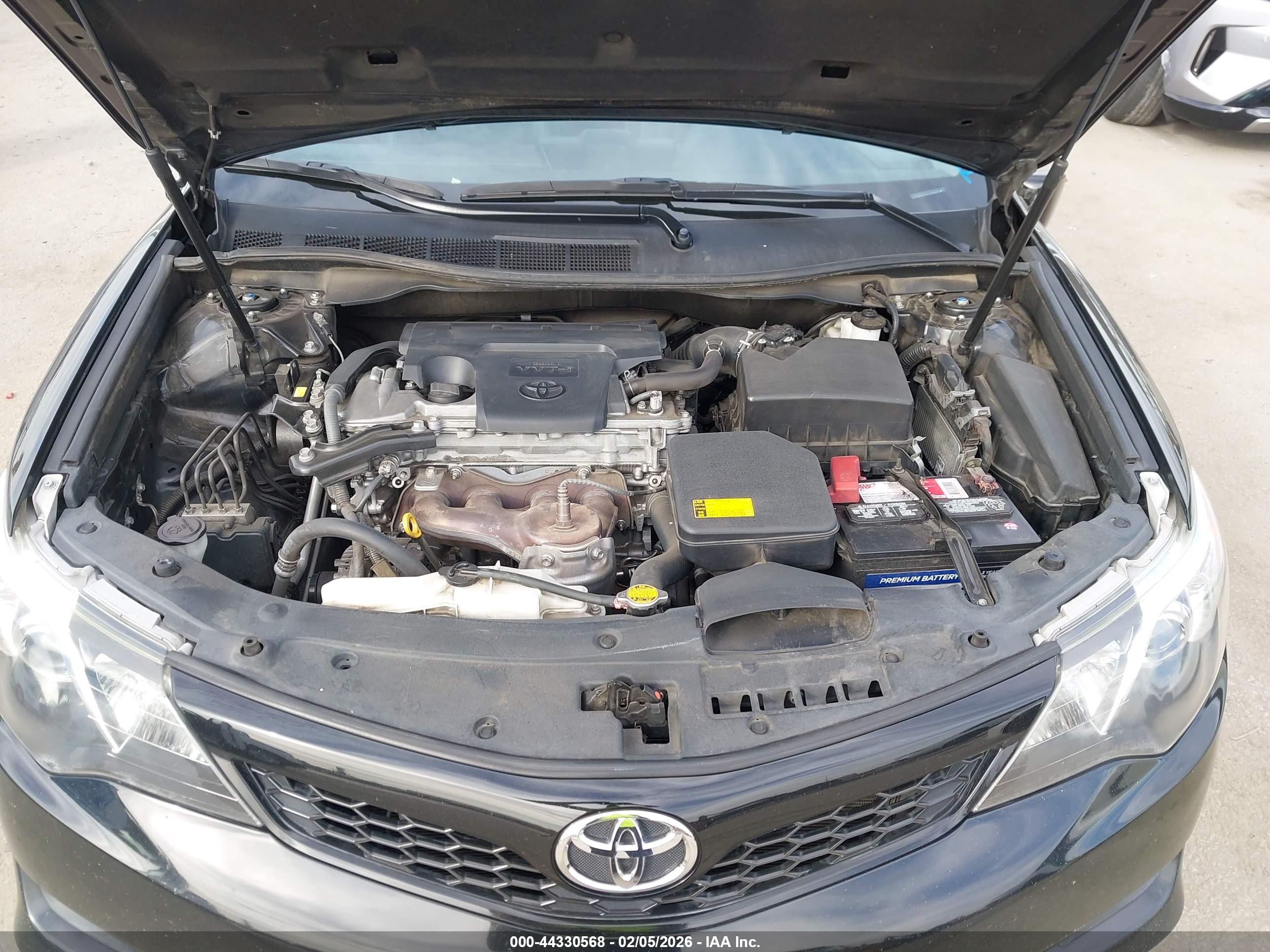 TOYOTA CAMRY image 10
