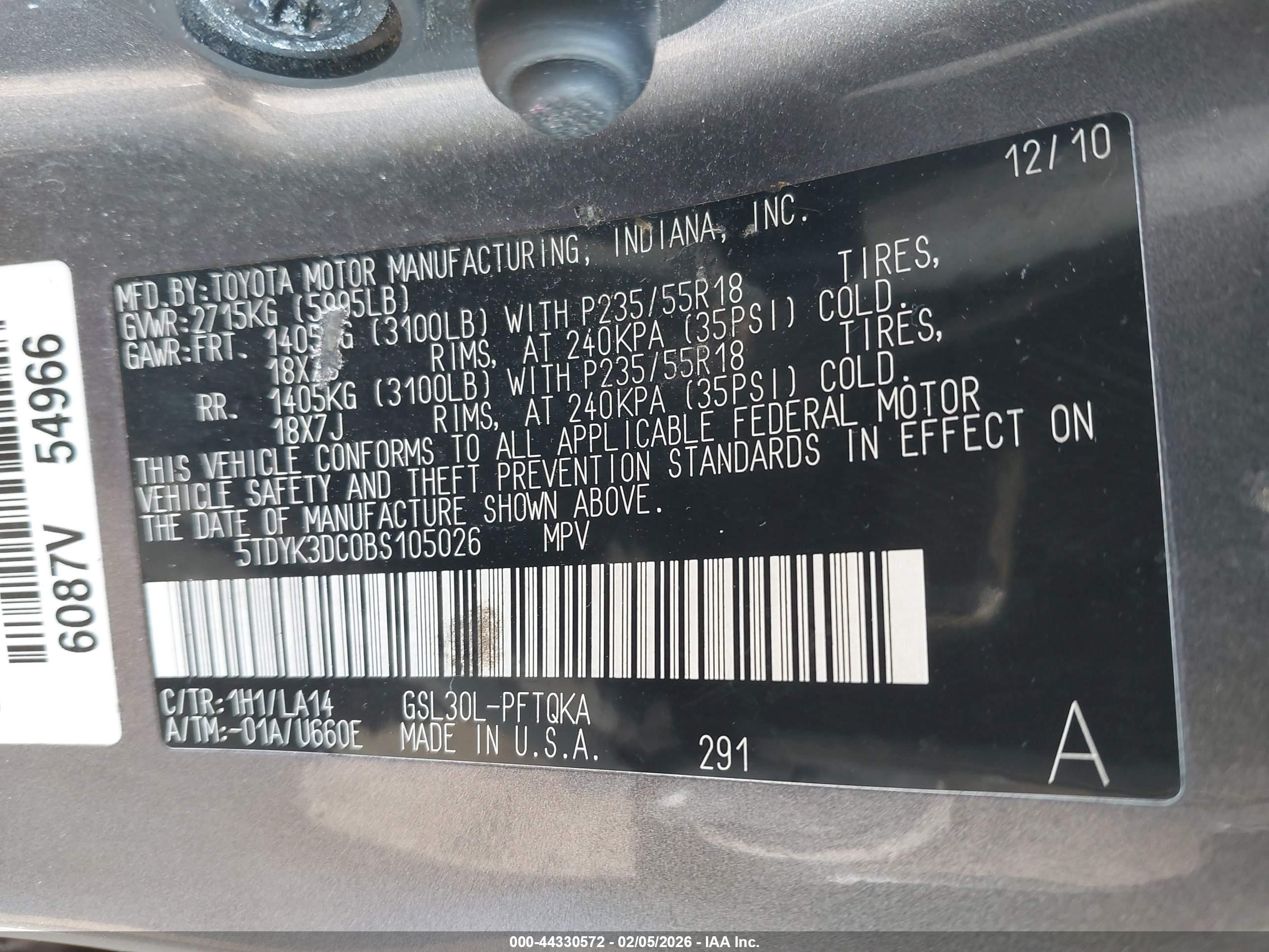 TOYOTA SIENNA image 9