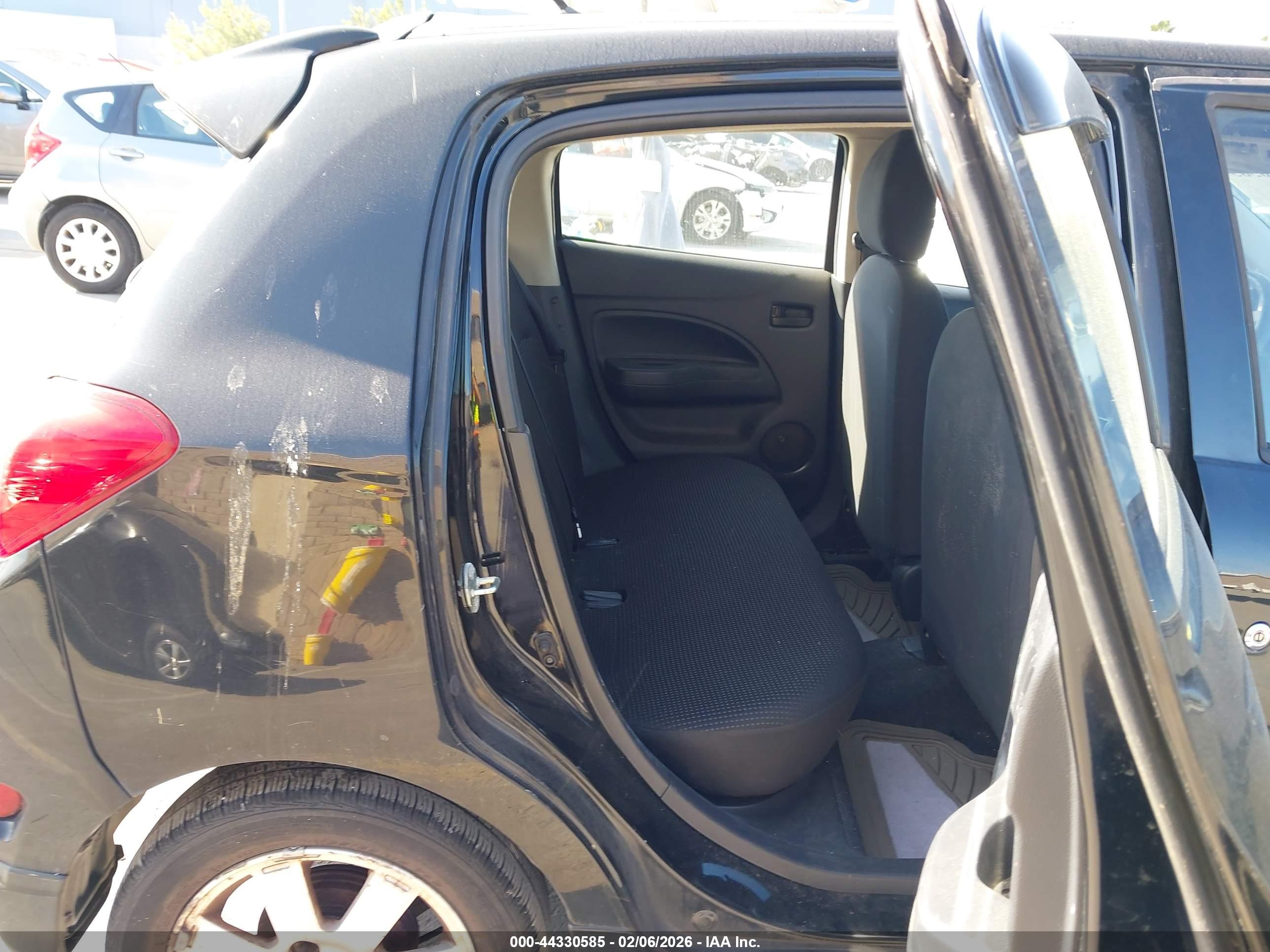 MITSUBISHI MIRAGE image 8