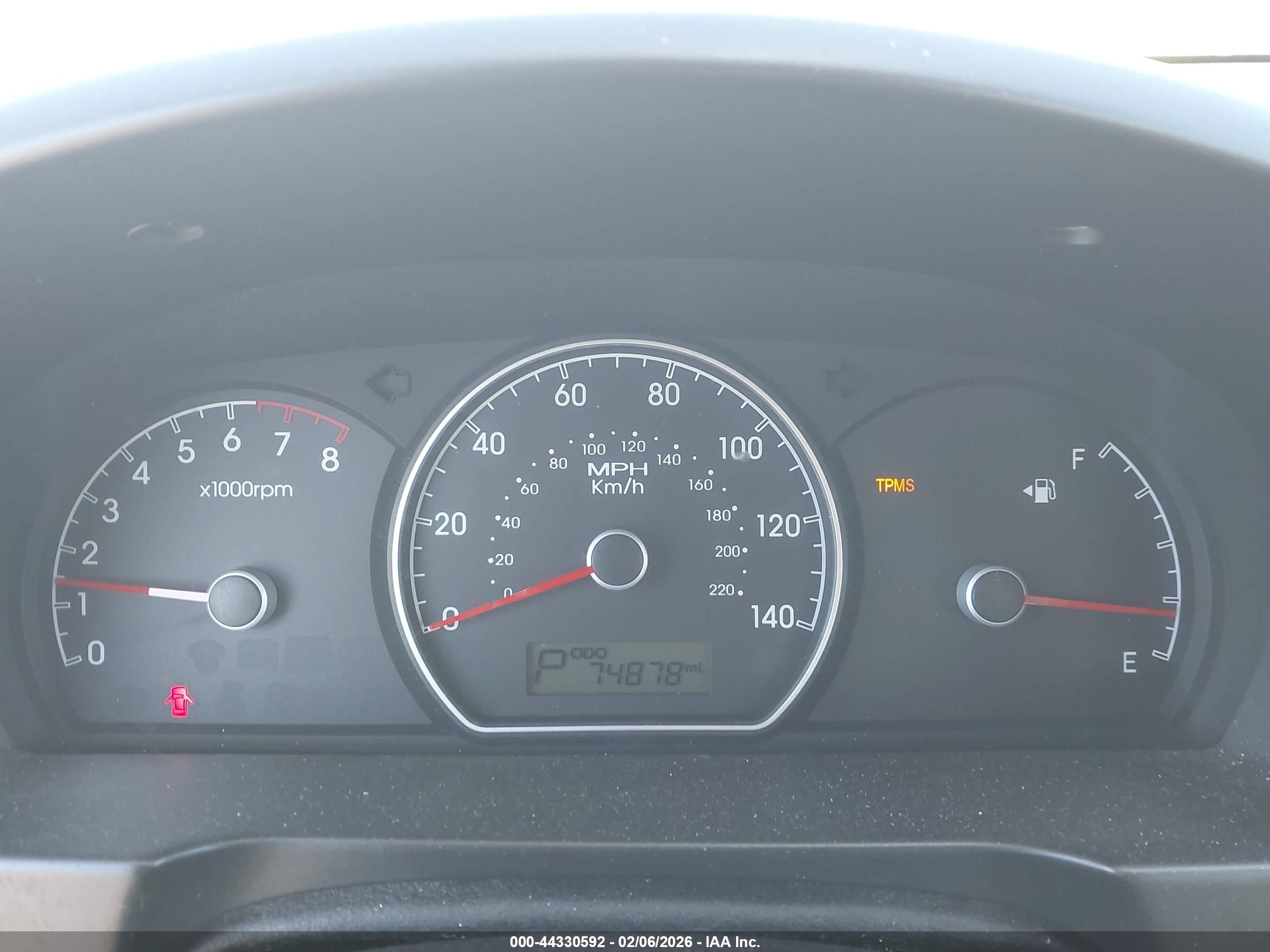 HYUNDAI ELANTRA image 7