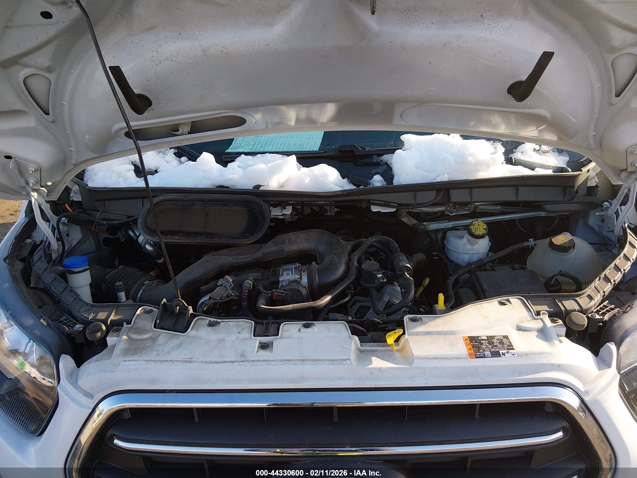 FORD TRANSIT-350 image 10