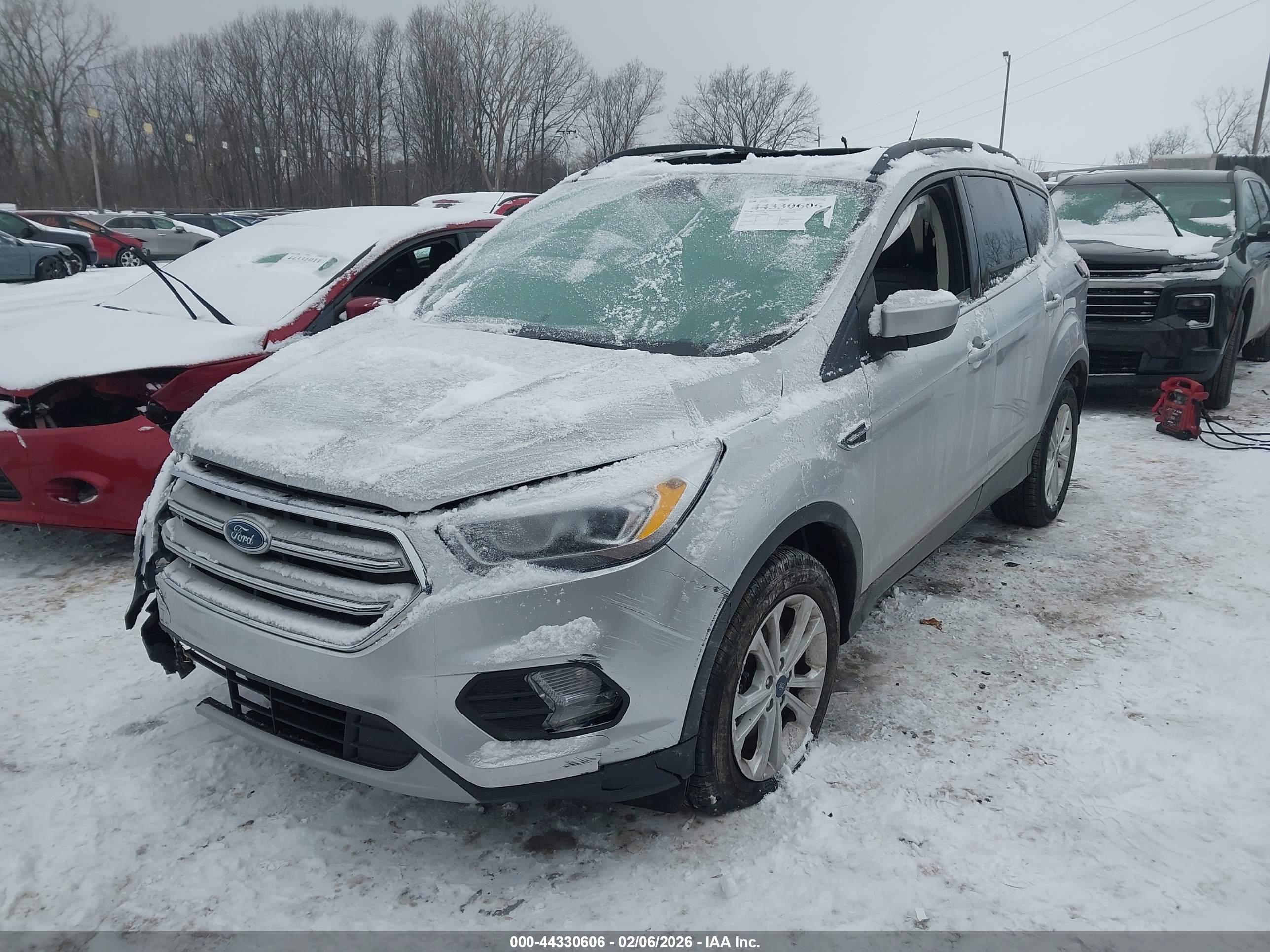 FORD ESCAPE image 2