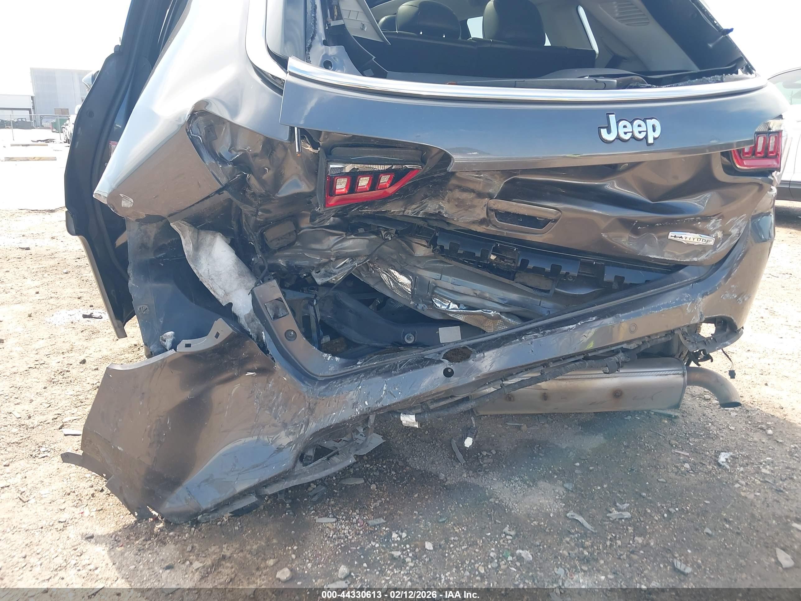 JEEP COMPASS image 6